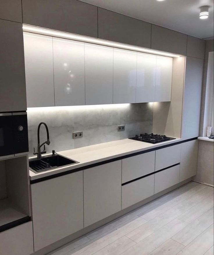 Кухня с фасадами из крашенного МДФ.