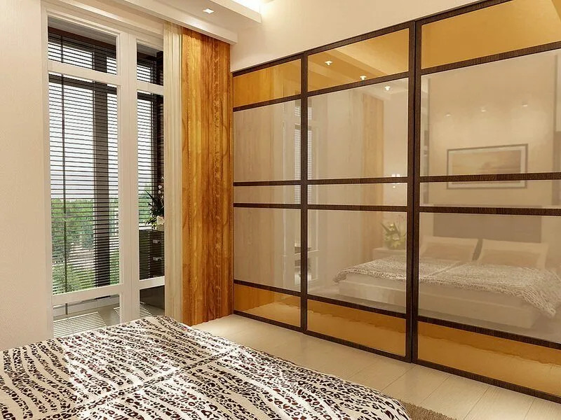 Шкаф-Купе комбинированный с лакобелем.