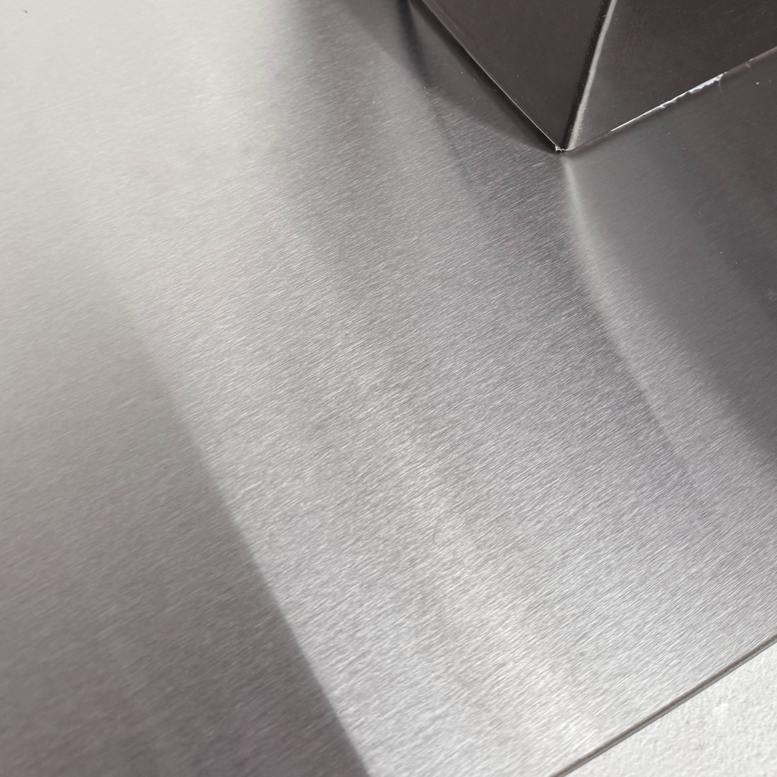 Стол НОТР ДАМ MODERNE, керамика 0 кат. 1400(1800)*850, Камень серый Greys Grey/Черный матовый