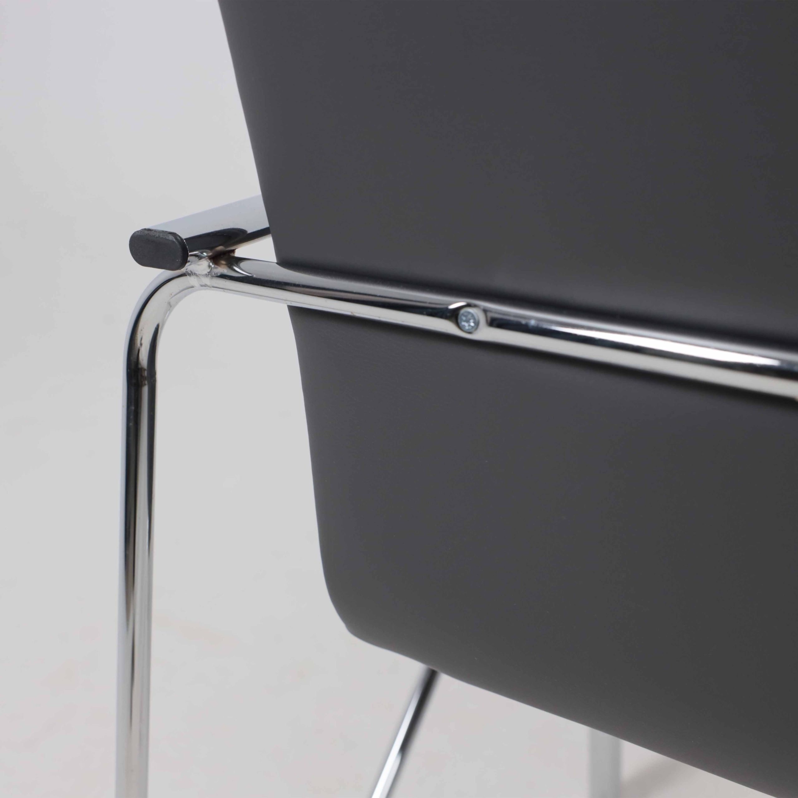 Кресло SAMBA AKS-1 Pegasso темно-серый, мягкие подлокотники