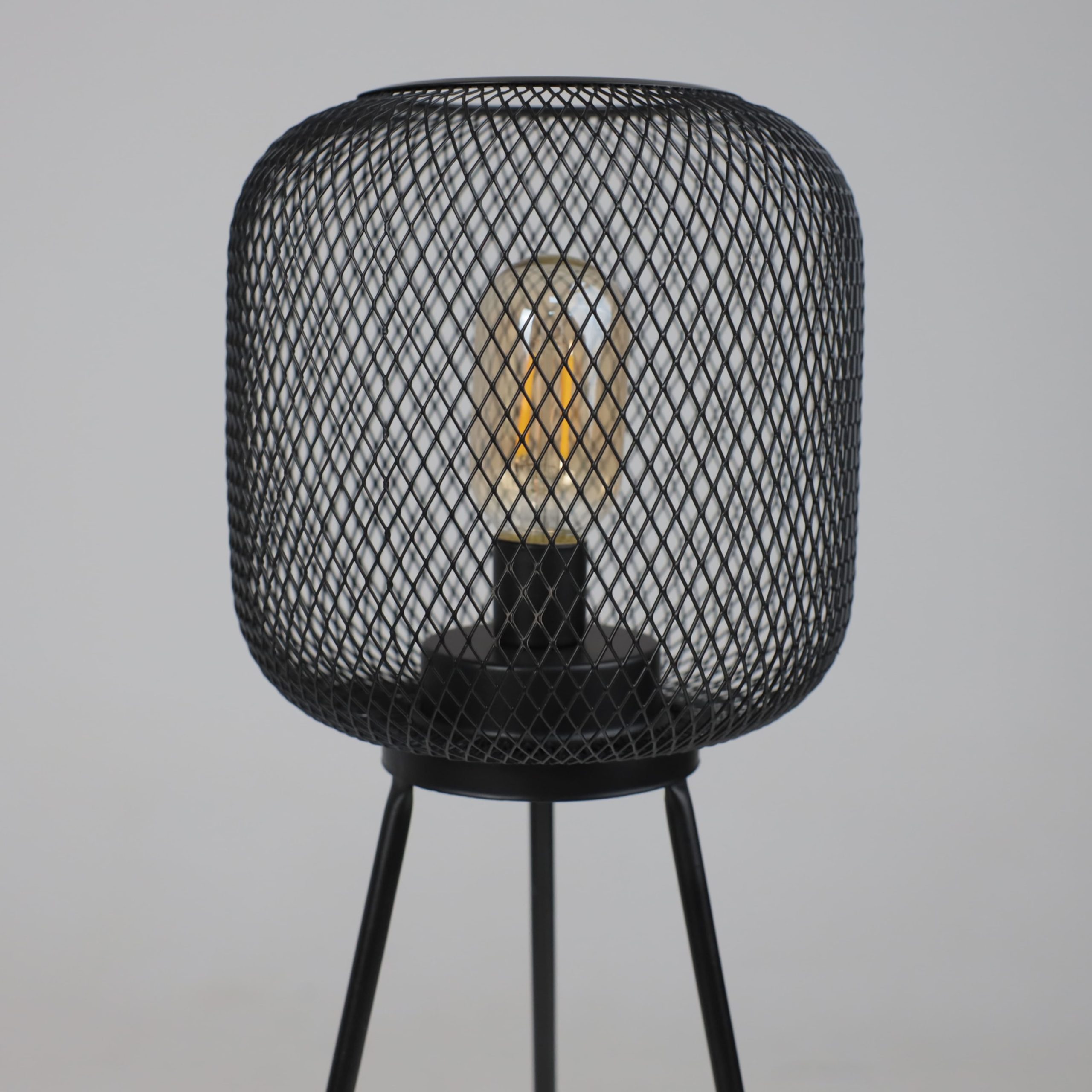 Светильник напольный AKS тип 1 ( Фонарь на подставке 28х58см 1LED, 2АА )