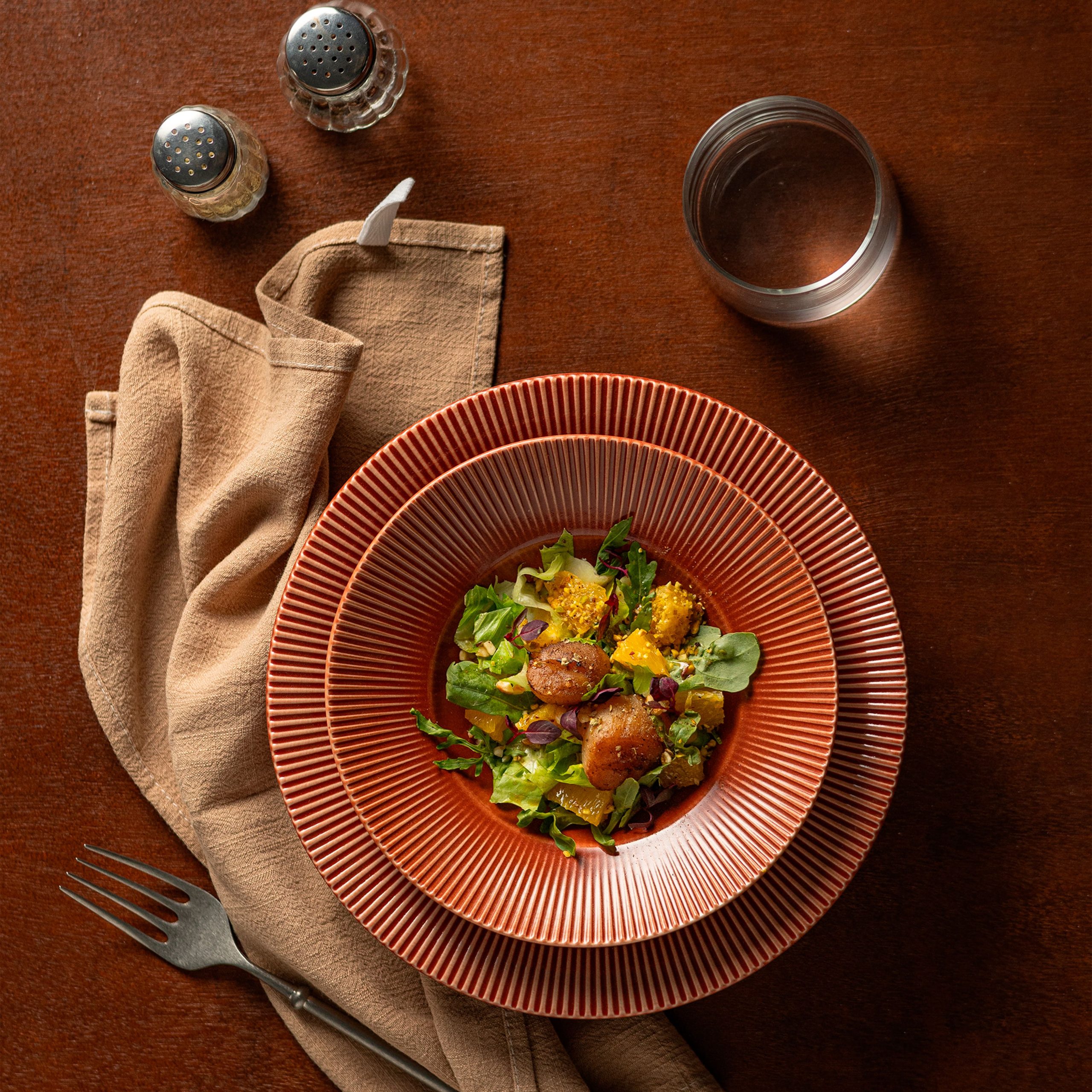 Блюдо AURORA, фарфор, каштановый, d25.5*3см