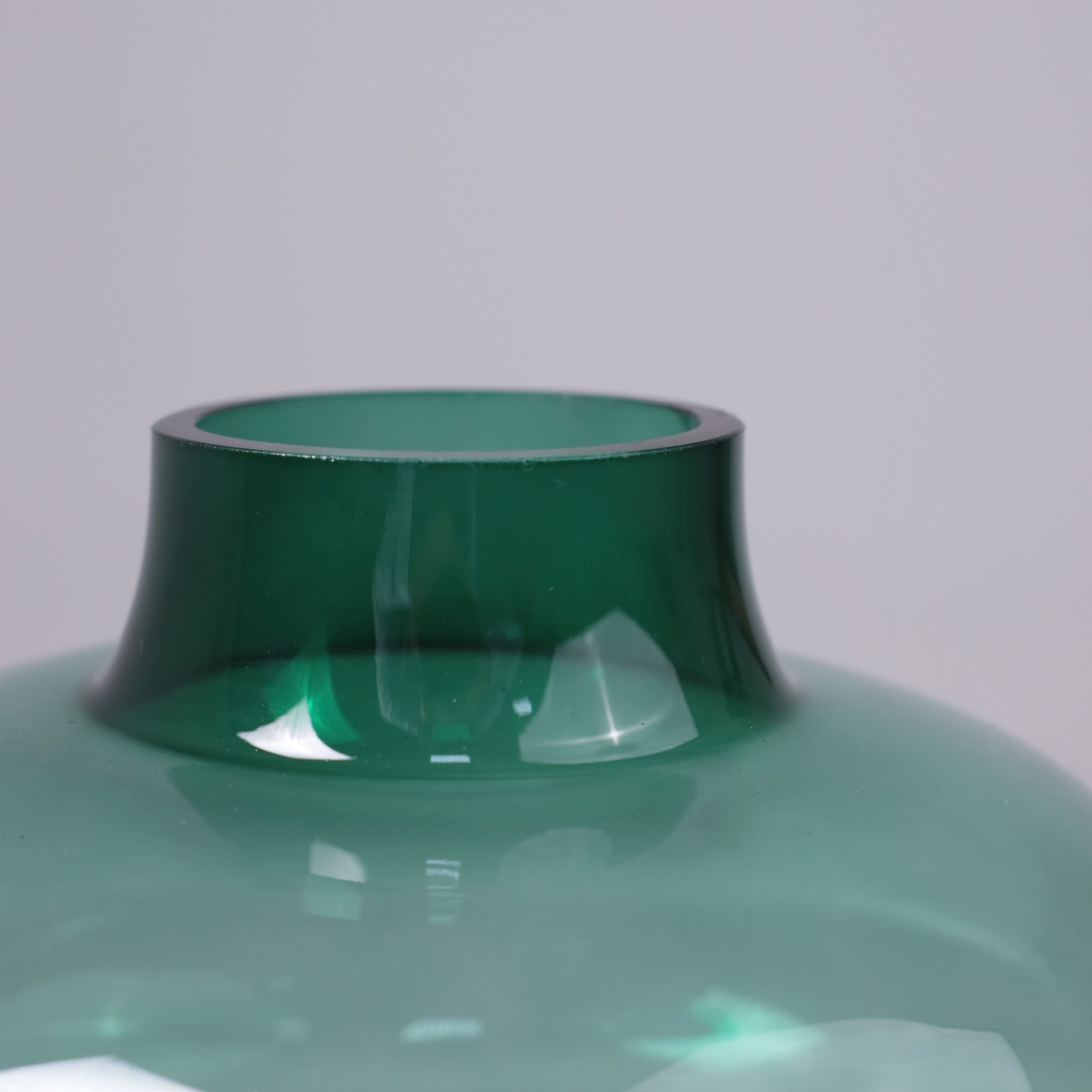 Ваза стеклянная ROUND 2, зеленый, 15*25см