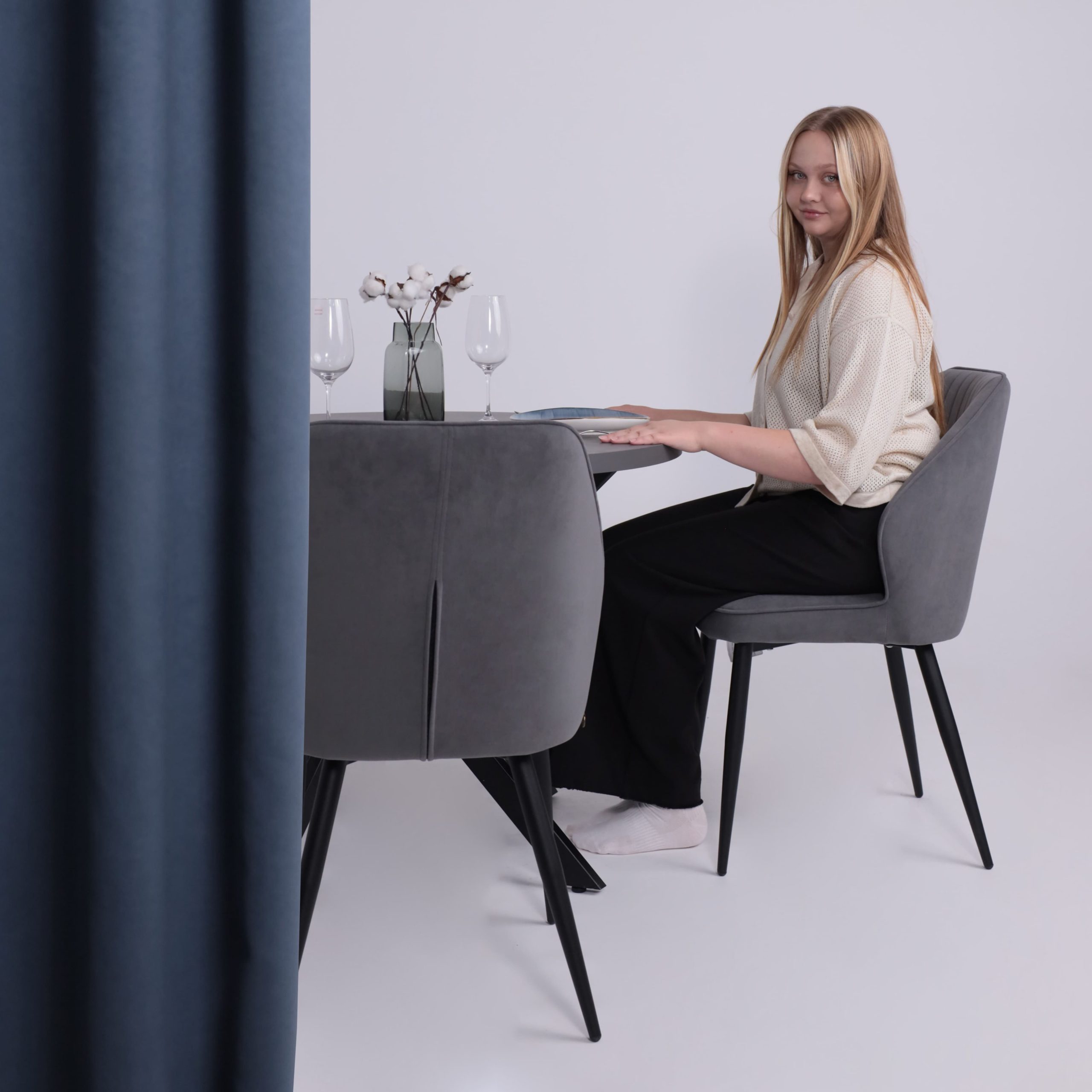 Стол РИГА, D950, Ароза Реликтовая/Черный