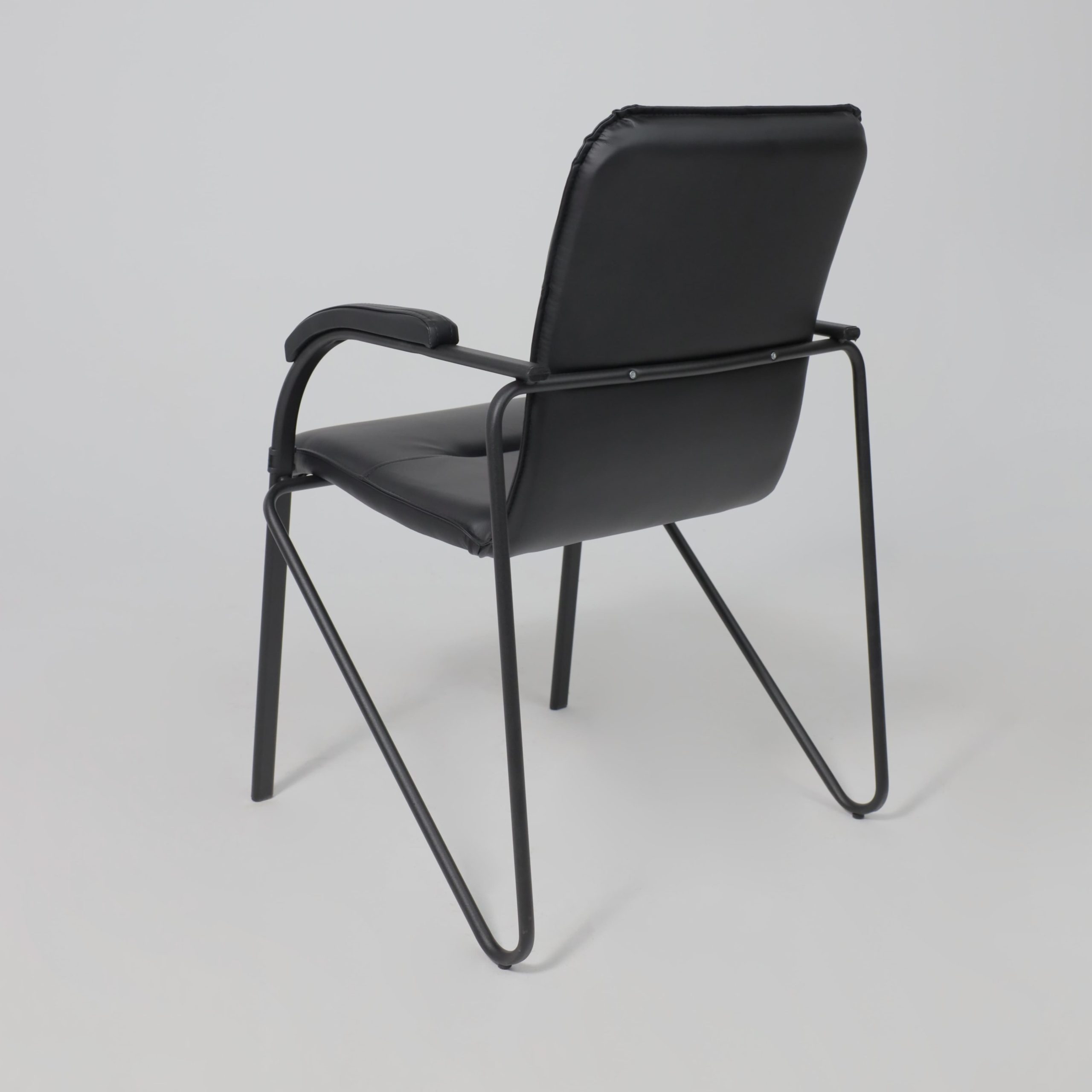 Кресло SAMBA AKS-1, основание черное, Pegasso черный, мягкие подлокотники