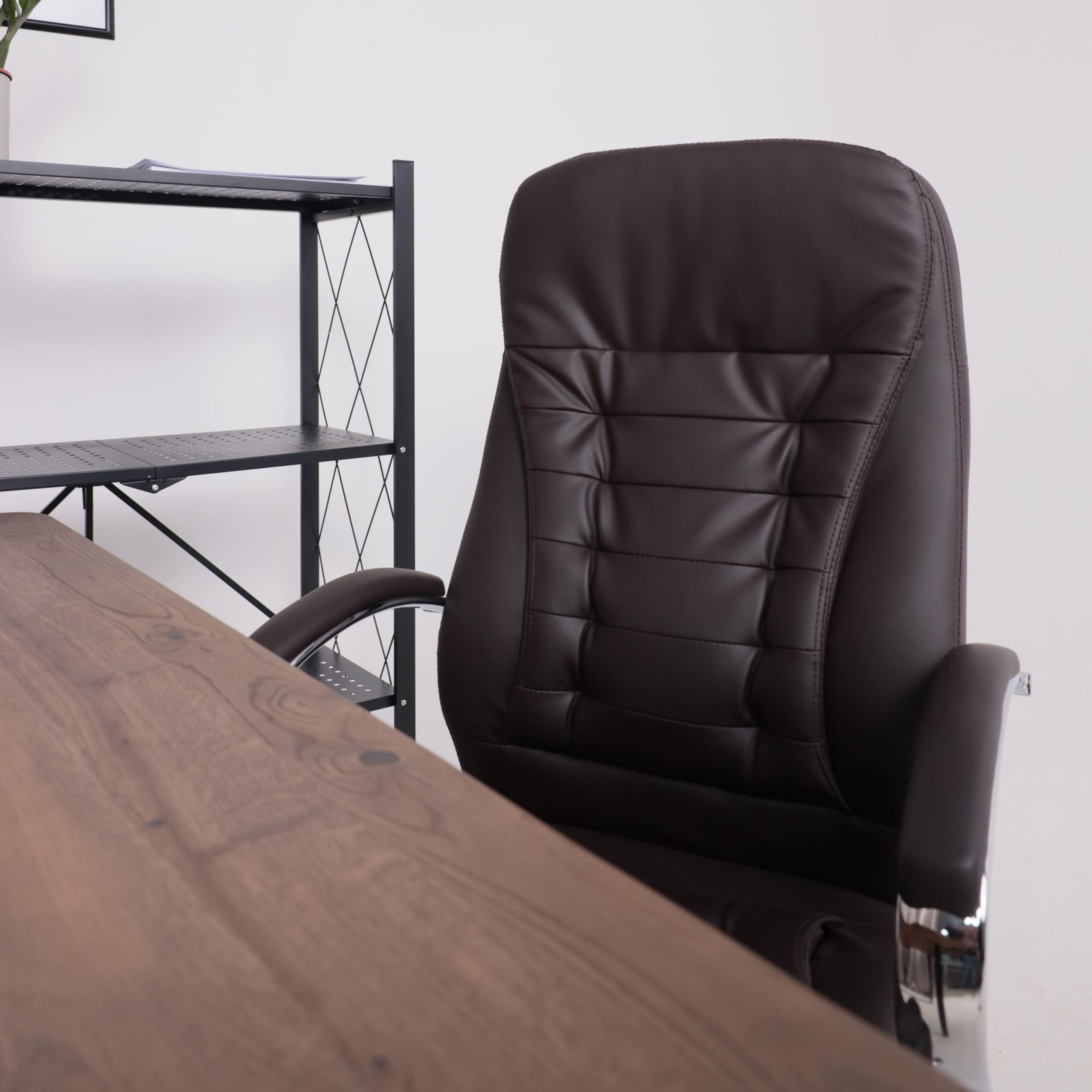 Кресло рабочее, поворотное RICHARD, коричневый