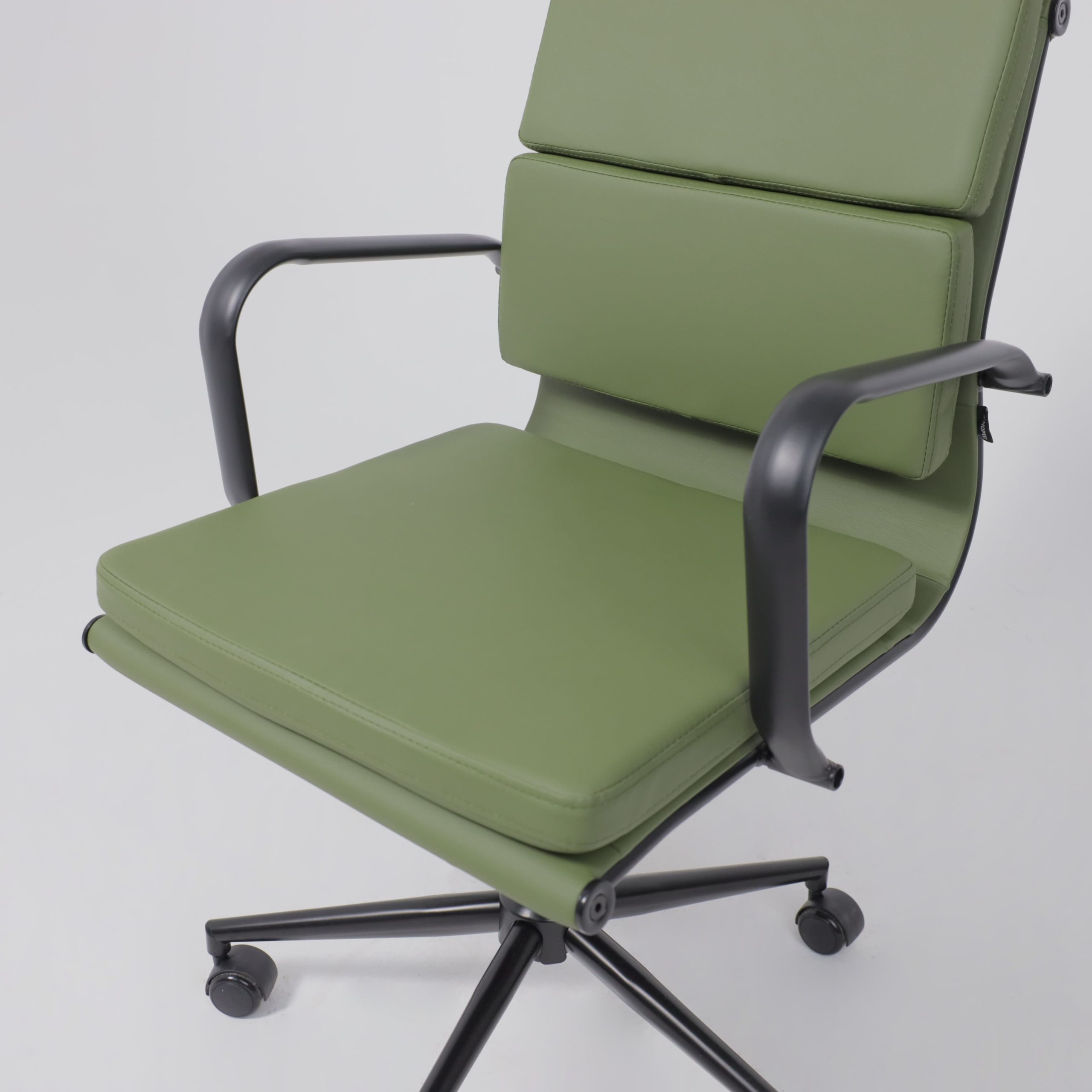 Кресло рабочее INDIGO, LB зеленый/черный