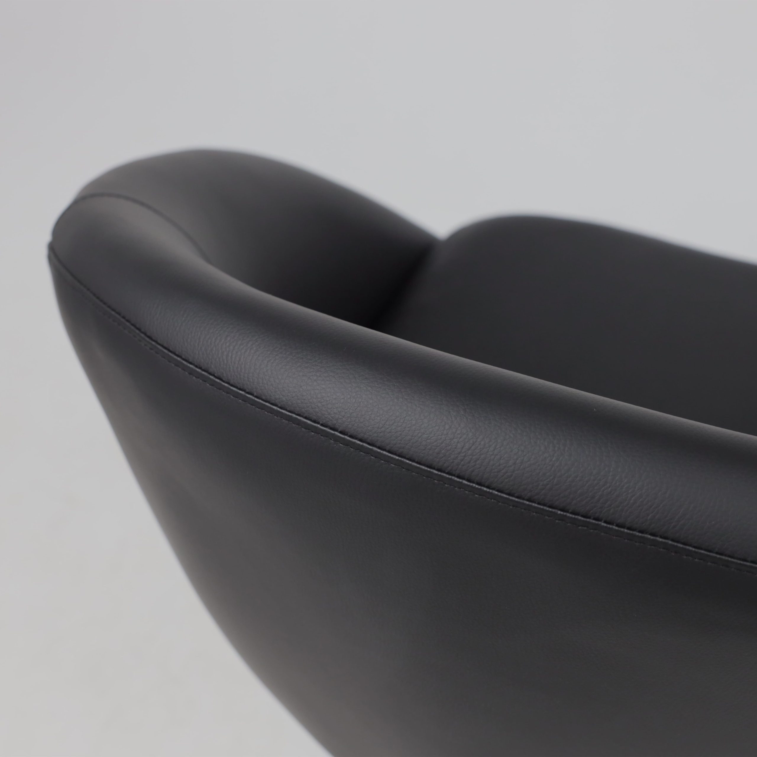 Кресло поворотное ELENA, ECO, черный