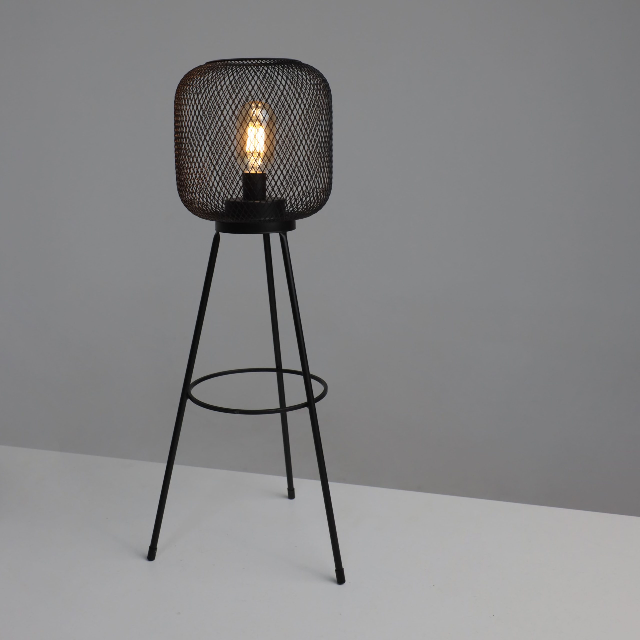 Светильник напольный AKS тип 1 ( Фонарь на подставке 28х58см 1LED, 2АА )