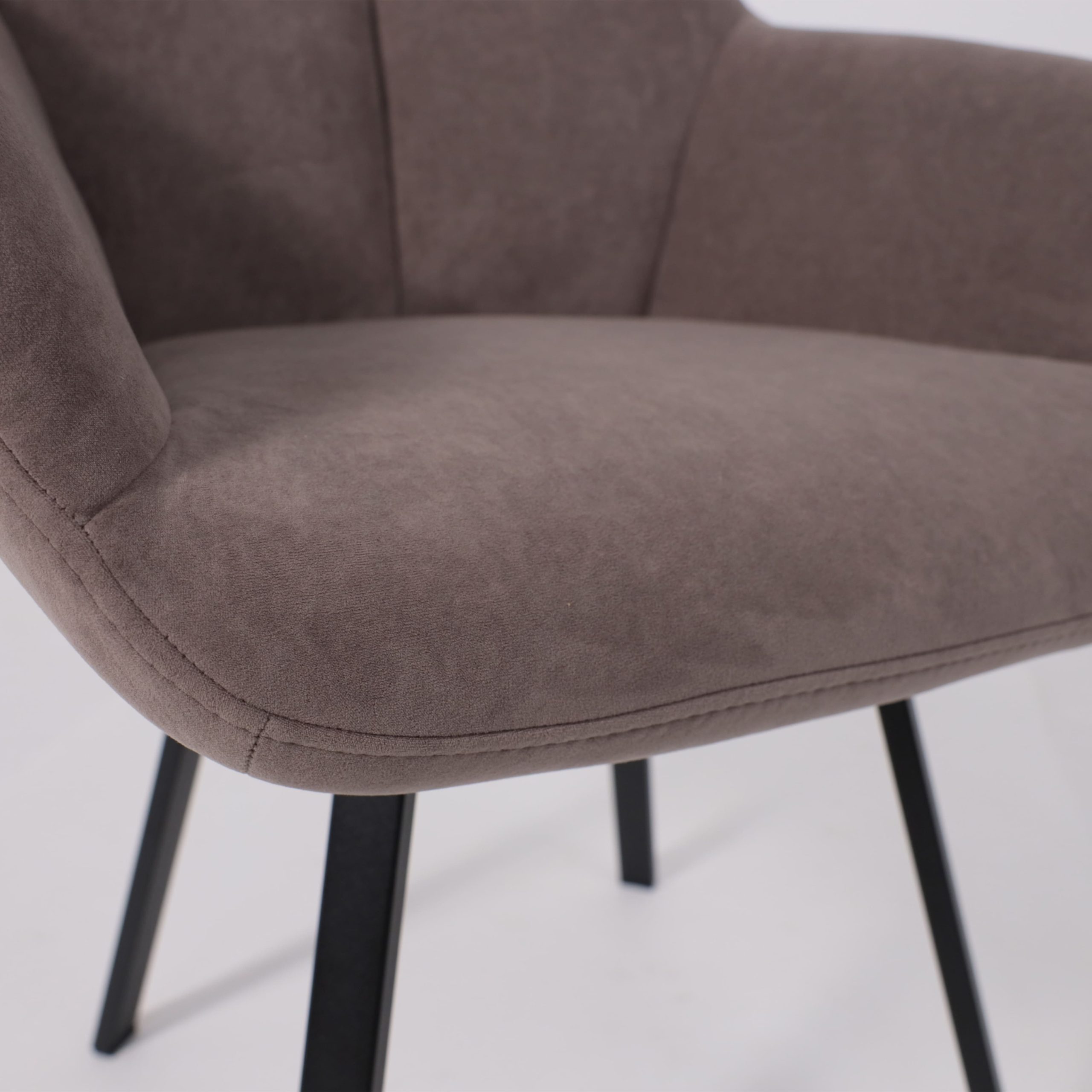 Стул ROMEO SMILE 360, b05 LATTE LUXчерный