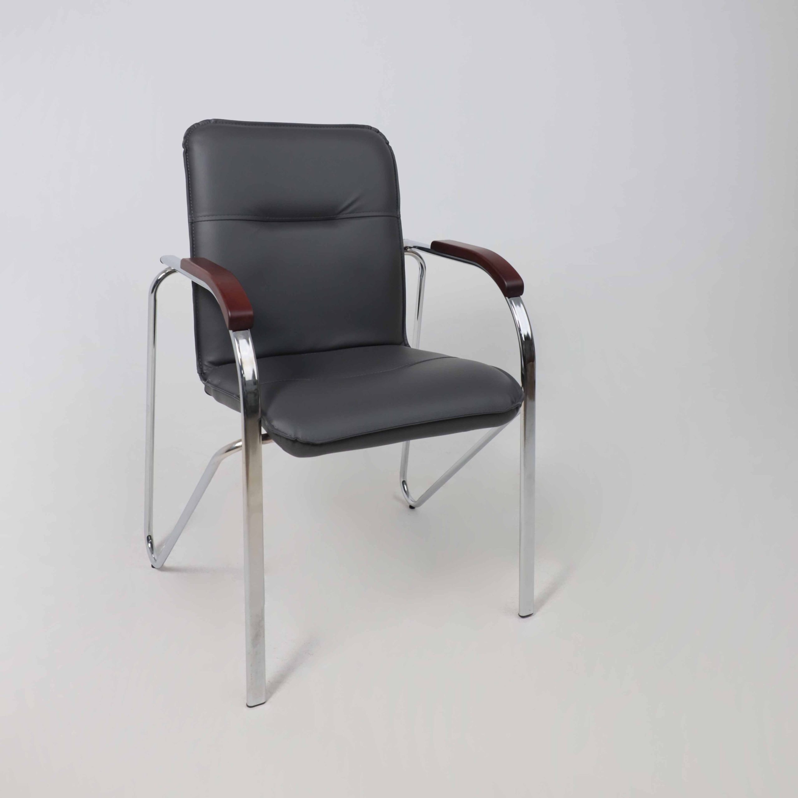 Кресло SAMBA AKS-1 Pegasso темно-серый, подлокотники дерево темное