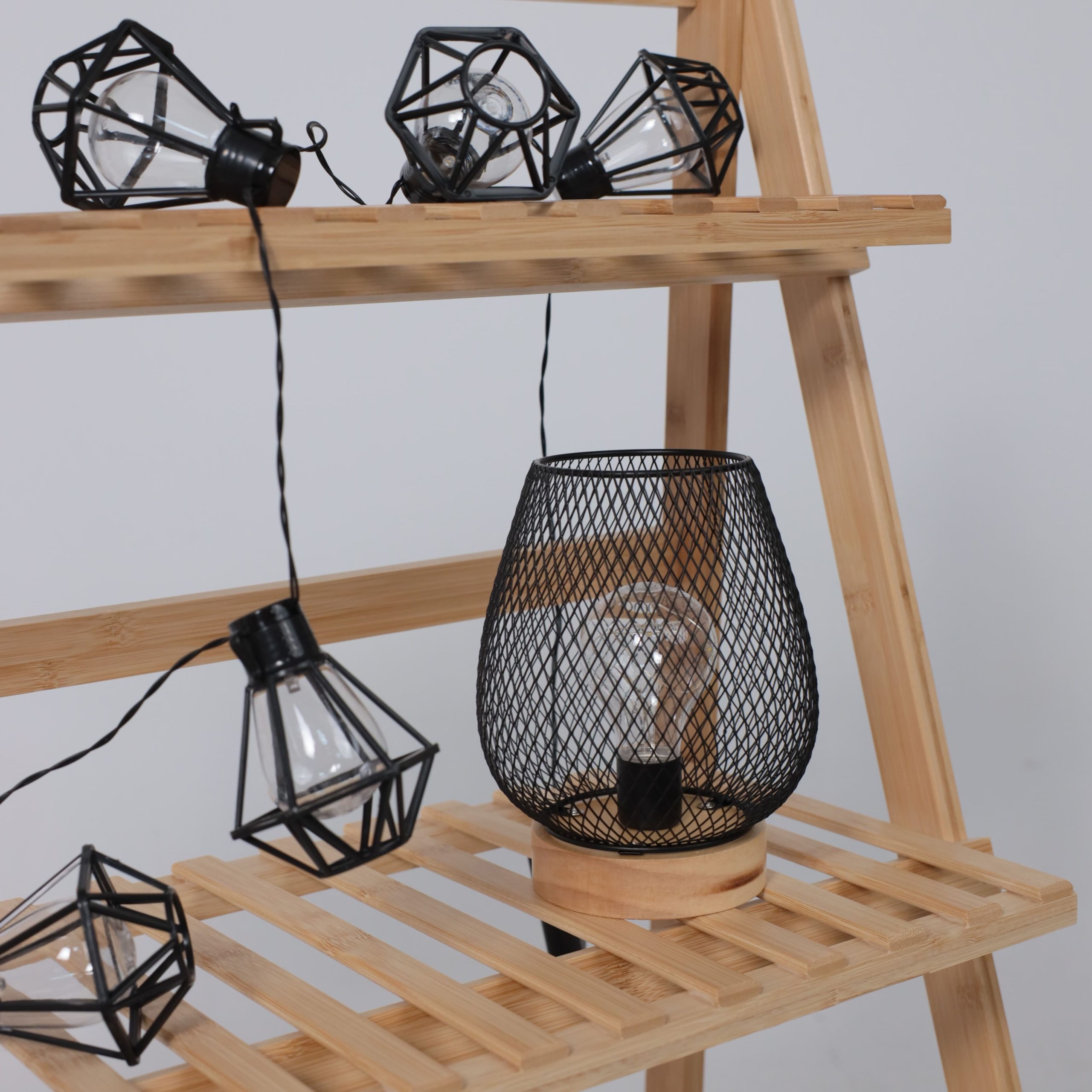 Светильник настольный AKS тип 3 ( Сетка 14х18см 1LED, 2ААА )