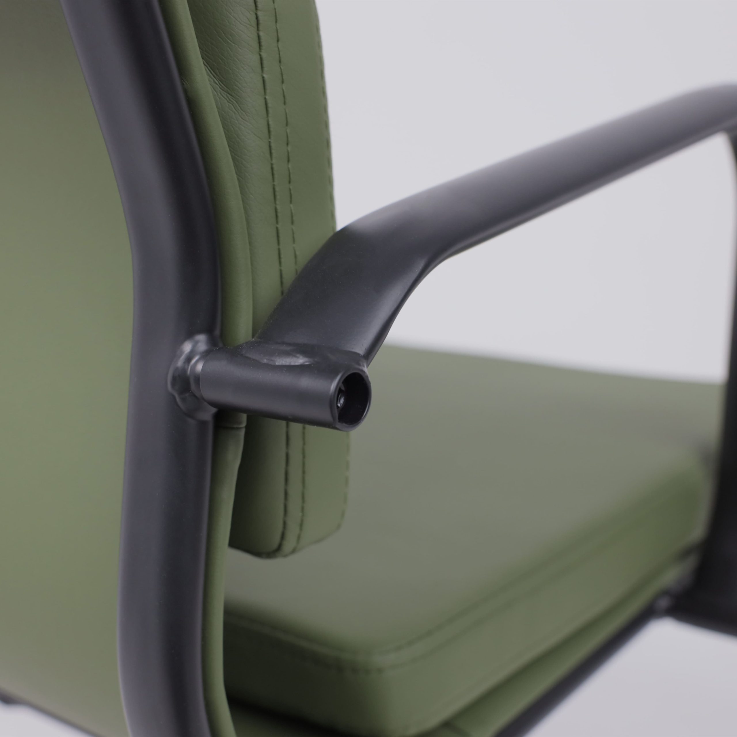 Кресло рабочее INDIGO, LB зеленый/черный