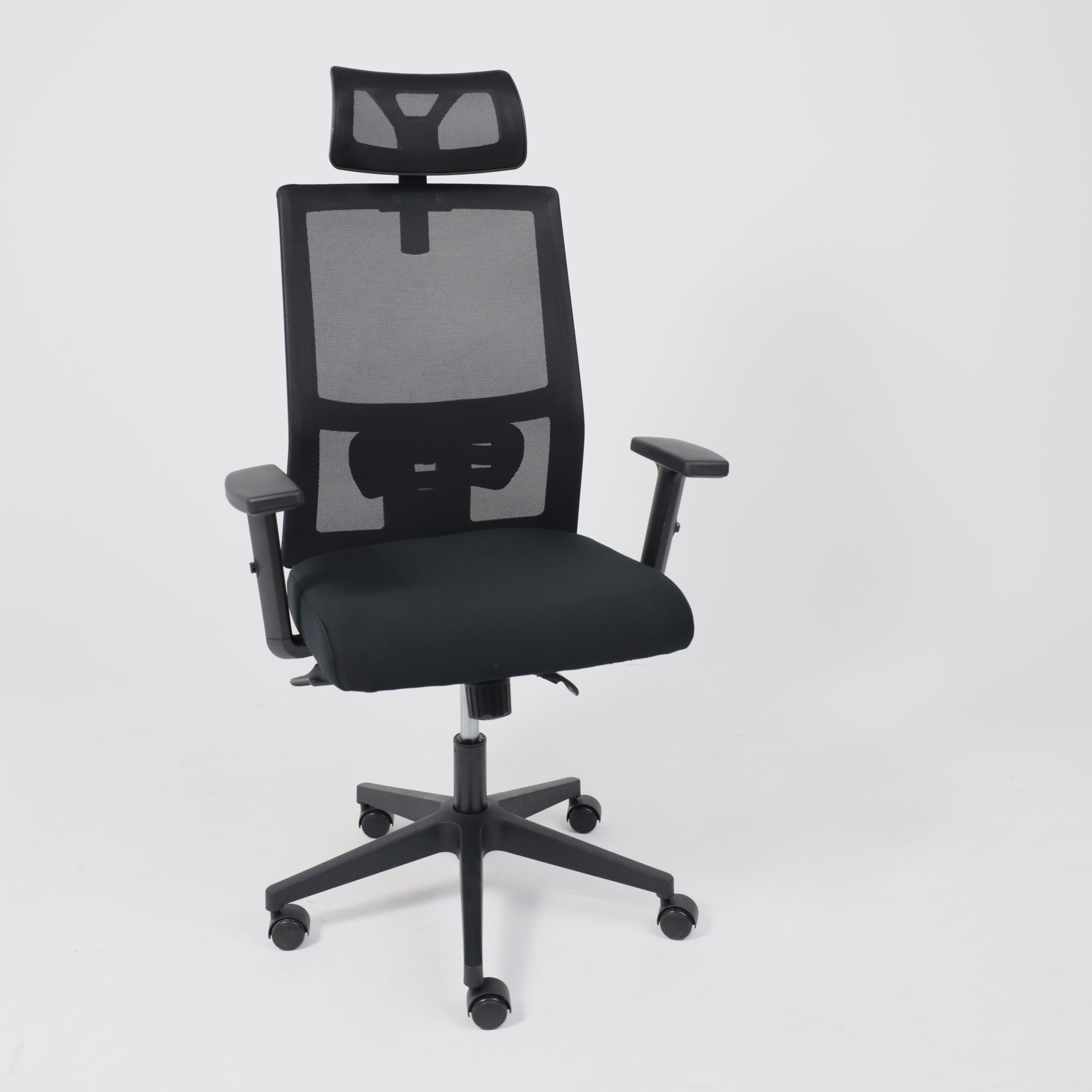 Кресло поворотное PROFIT, черный