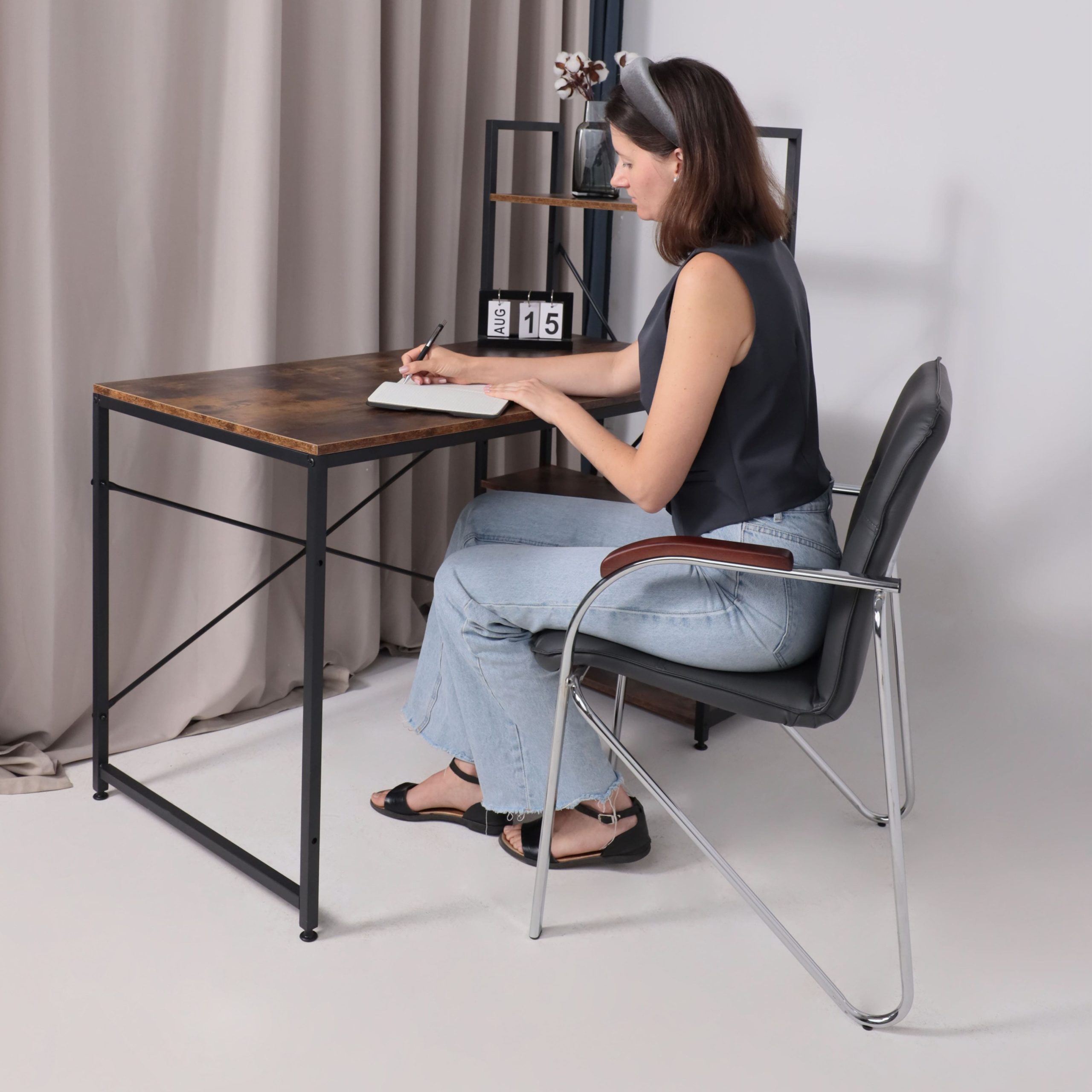 Кресло SAMBA AKS-1 Pegasso темно-серый, подлокотники дерево темное