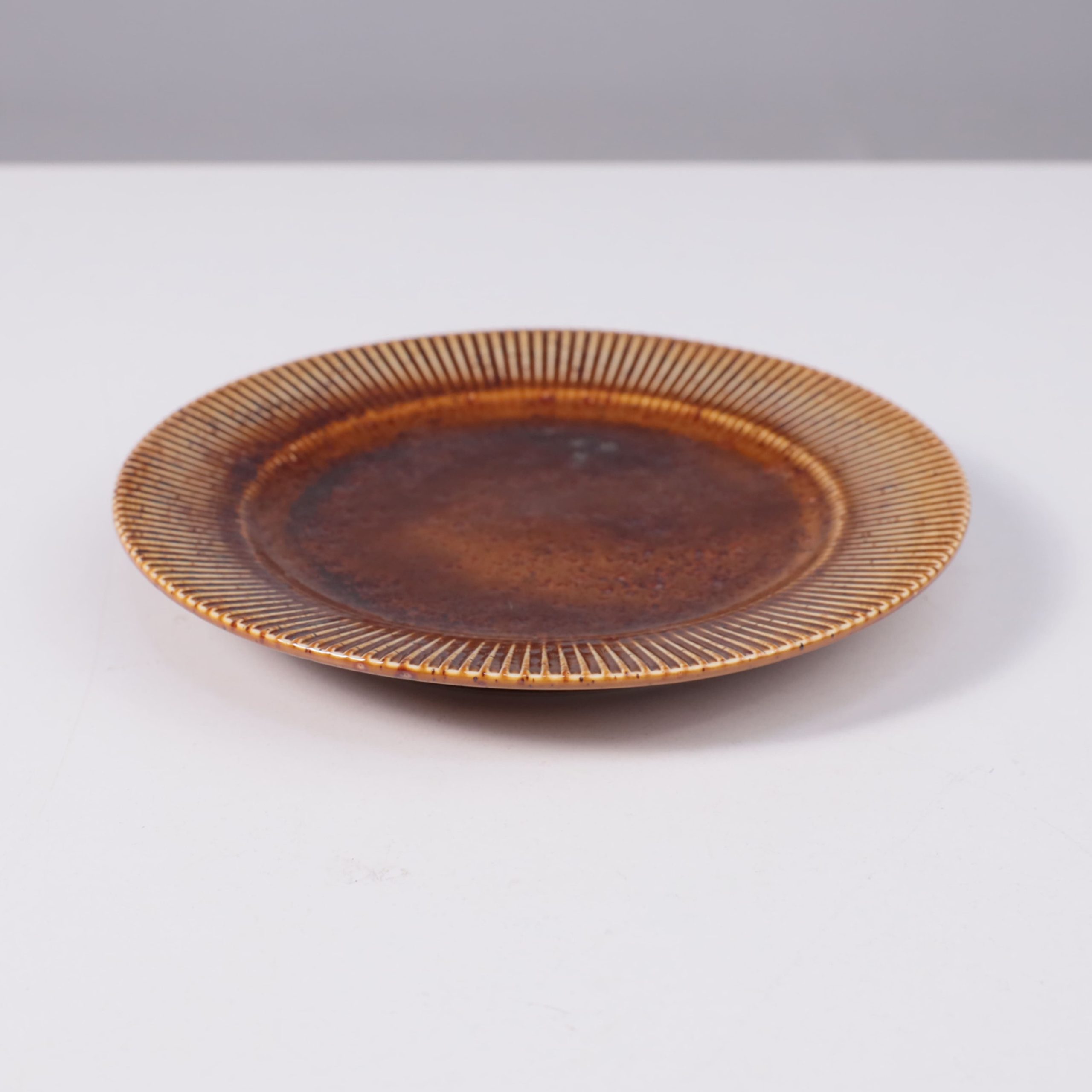 Блюдо AURORA, фарфор, каштановый, d25.5*3см