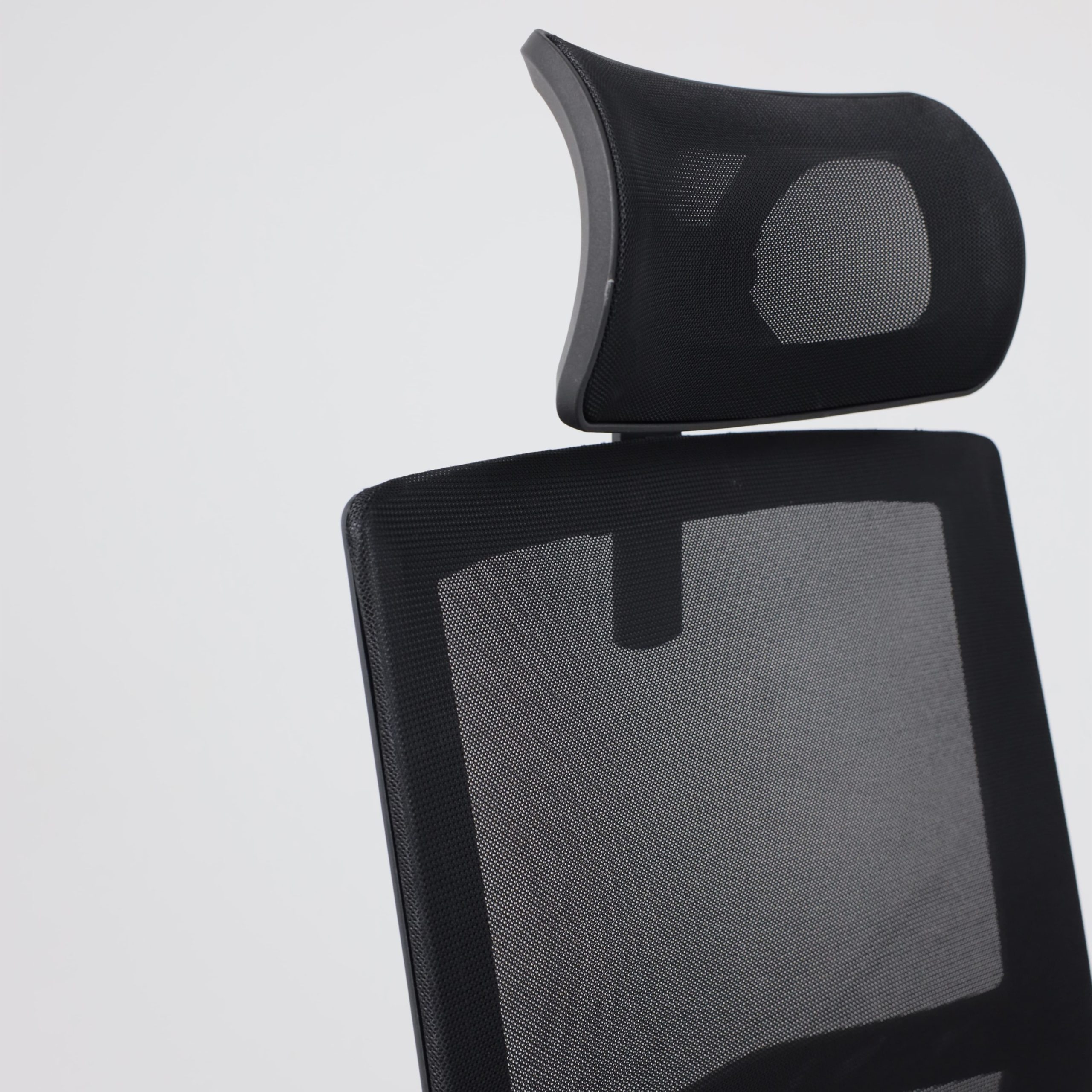 Кресло поворотное PROFIT, черный