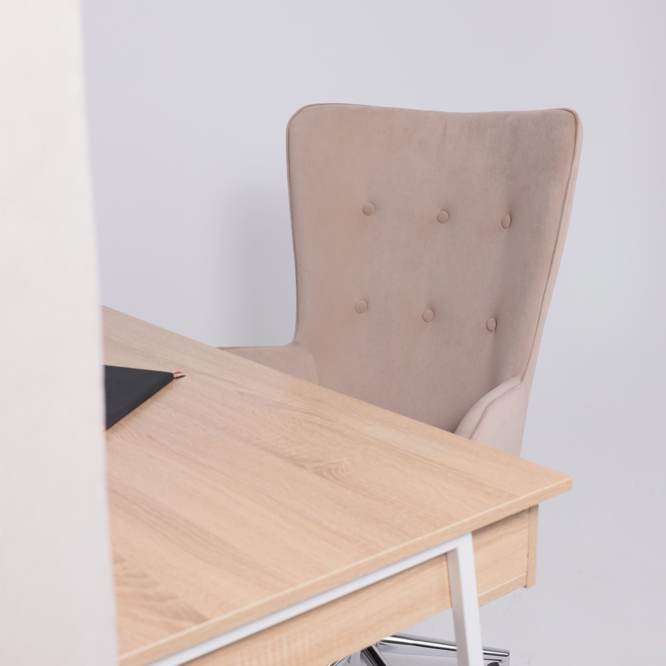 Кресло поворотное BELLA XL chrome, Kiton 714 Powder, велюр/пудровый