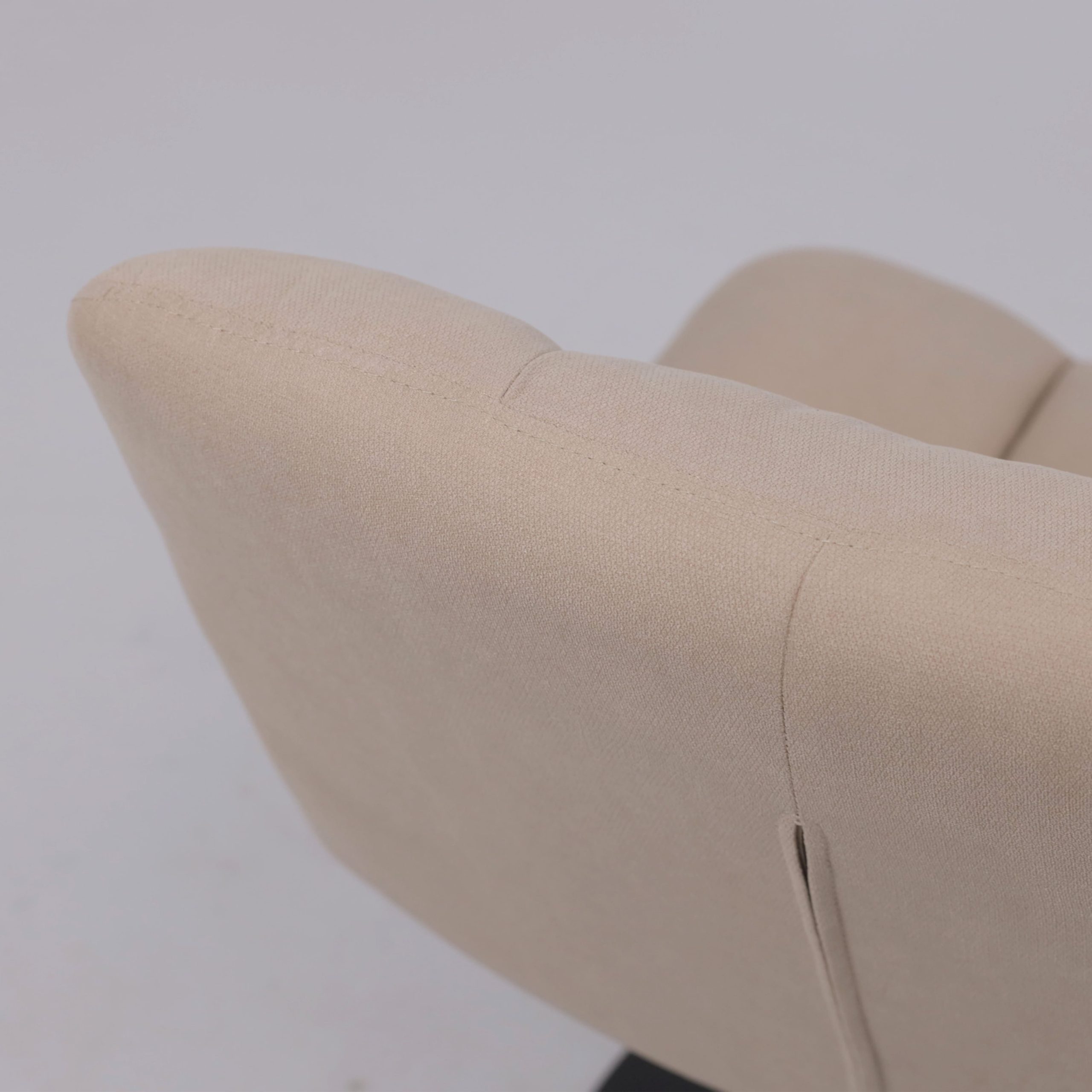 Кресло GRANDE, поворотное, песочная ткань Linen Fabric-3/черный