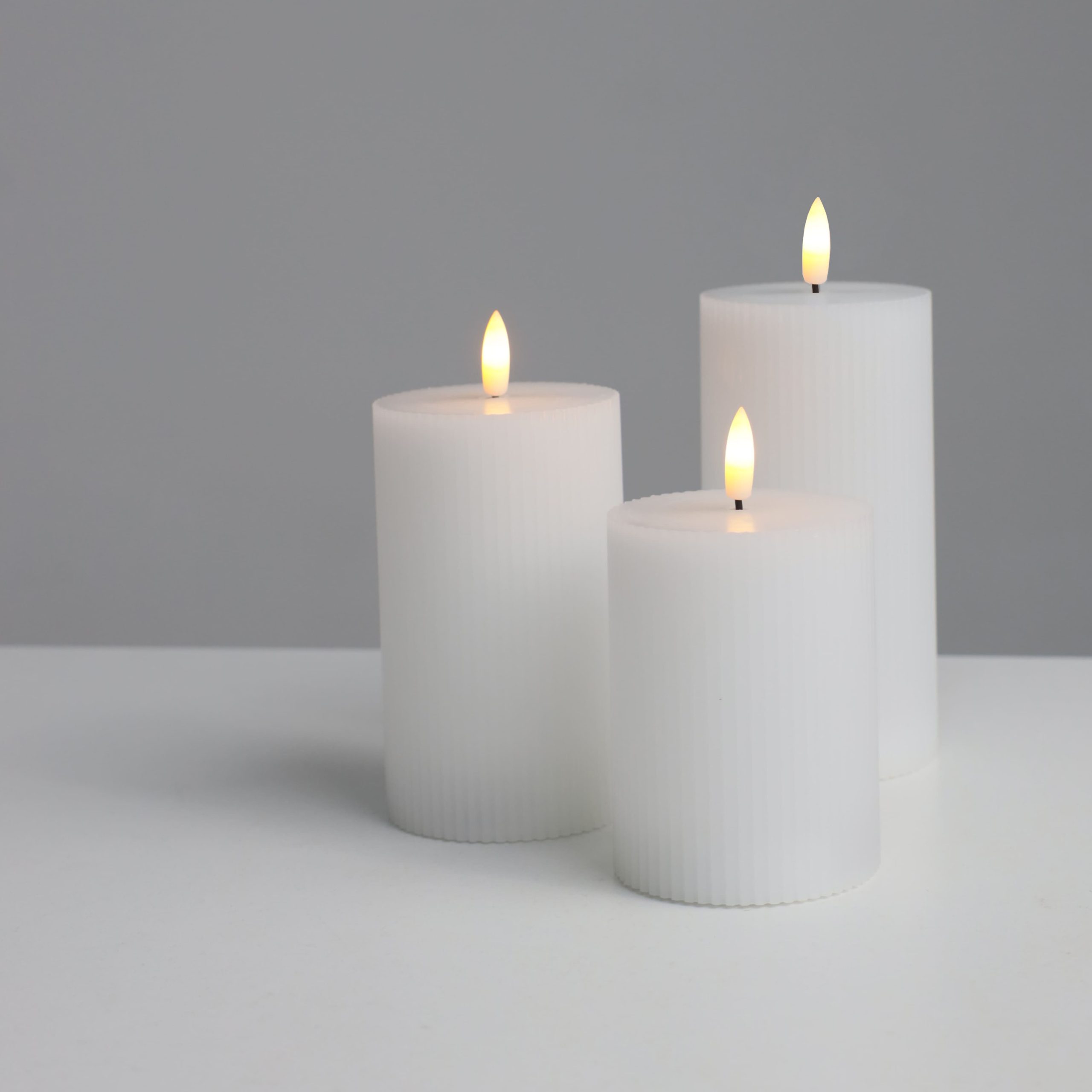 Комплект из электронных свечей AKS тип 1 ( 3 свечи 7.5х13/15.5/18см 1LEDх3, 2ААх3 )