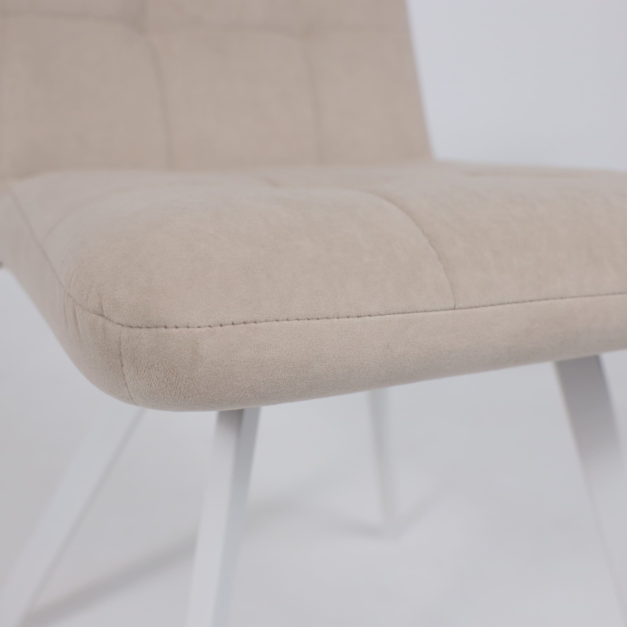 Стул ROMMY, b03 CREAM LUXбелый