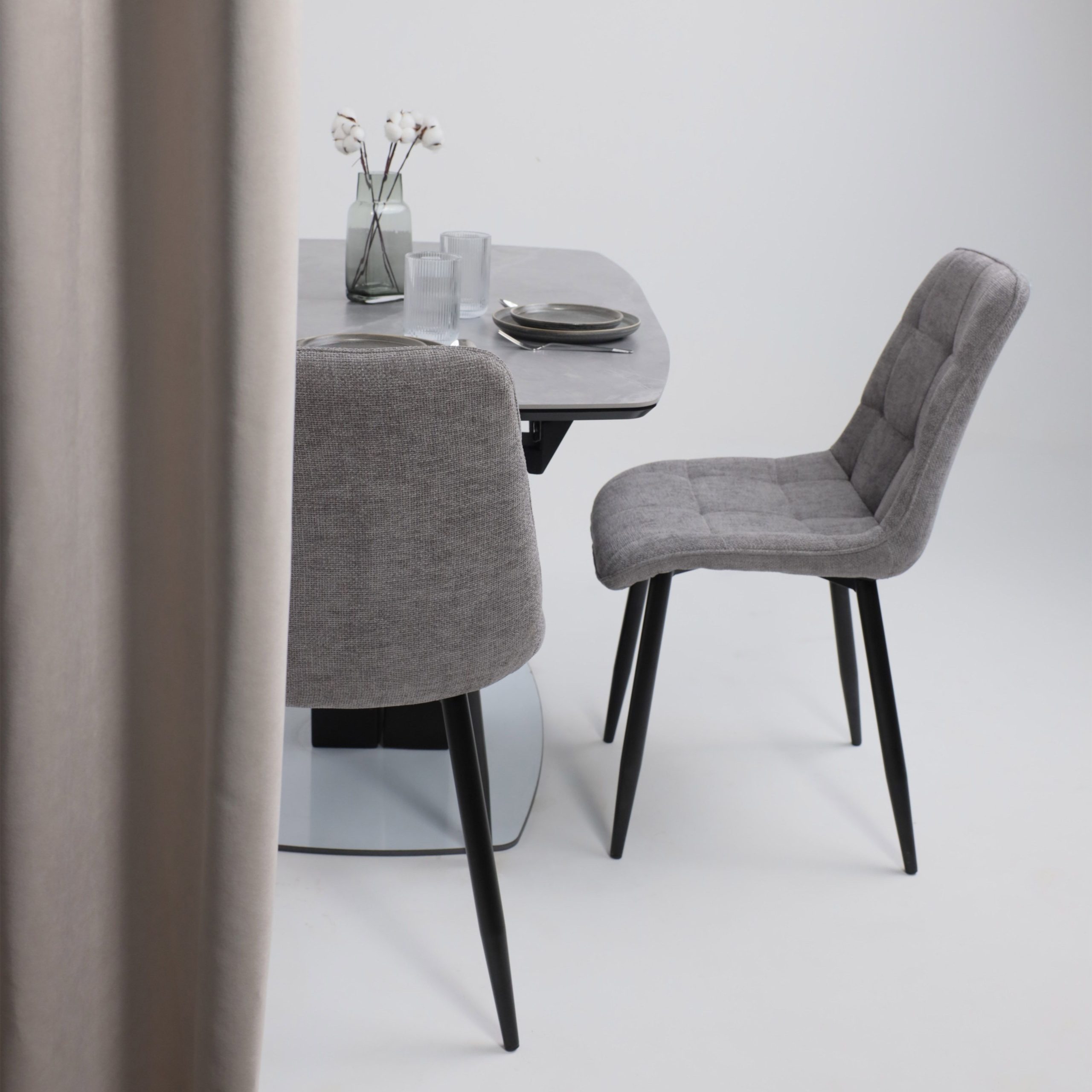 Стол НОТР ДАМ MODERNE, керамика 0 кат. 1400(1800)*850, Камень серый Greys Grey/Черный матовый