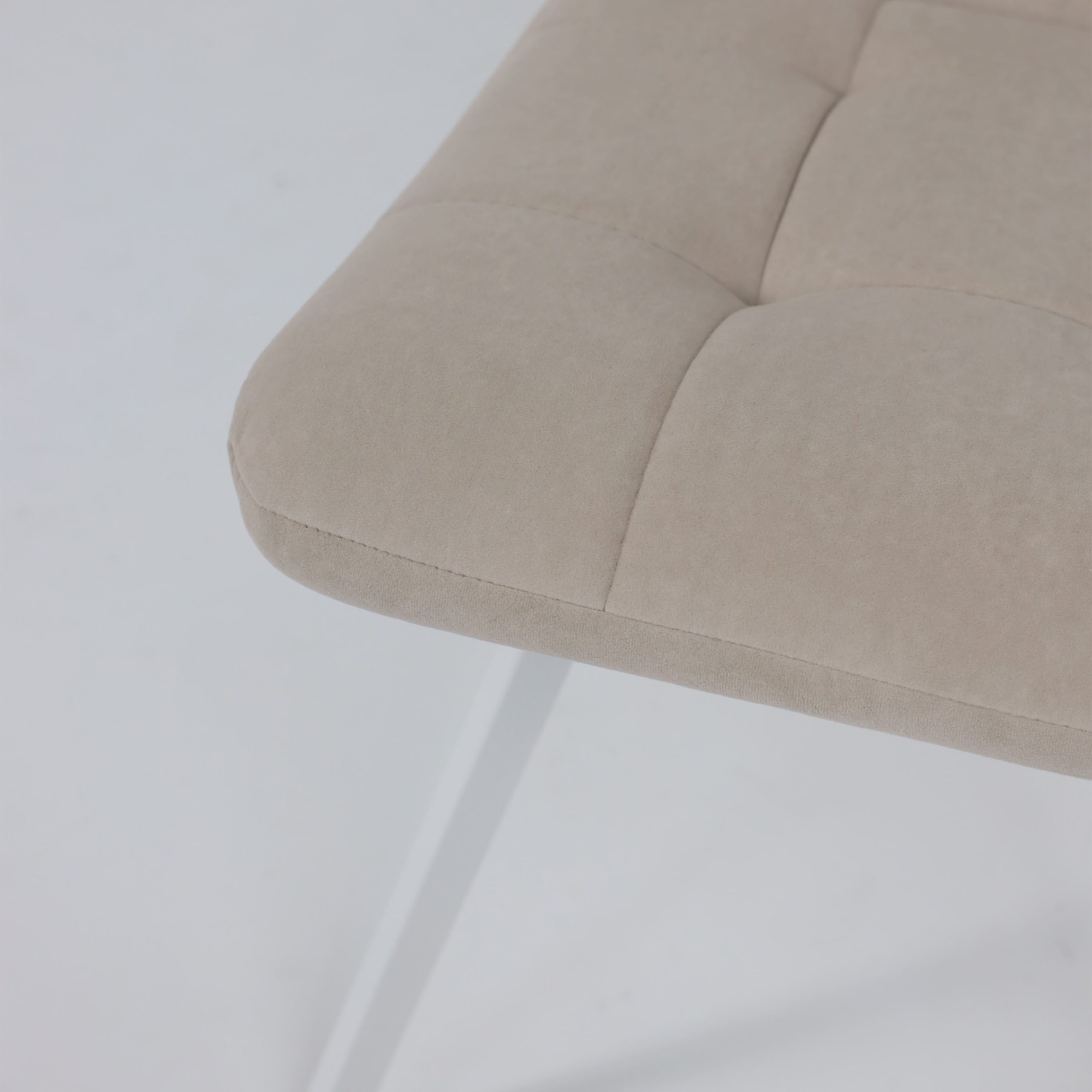 Стул ROMMY, b03 CREAM LUXбелый