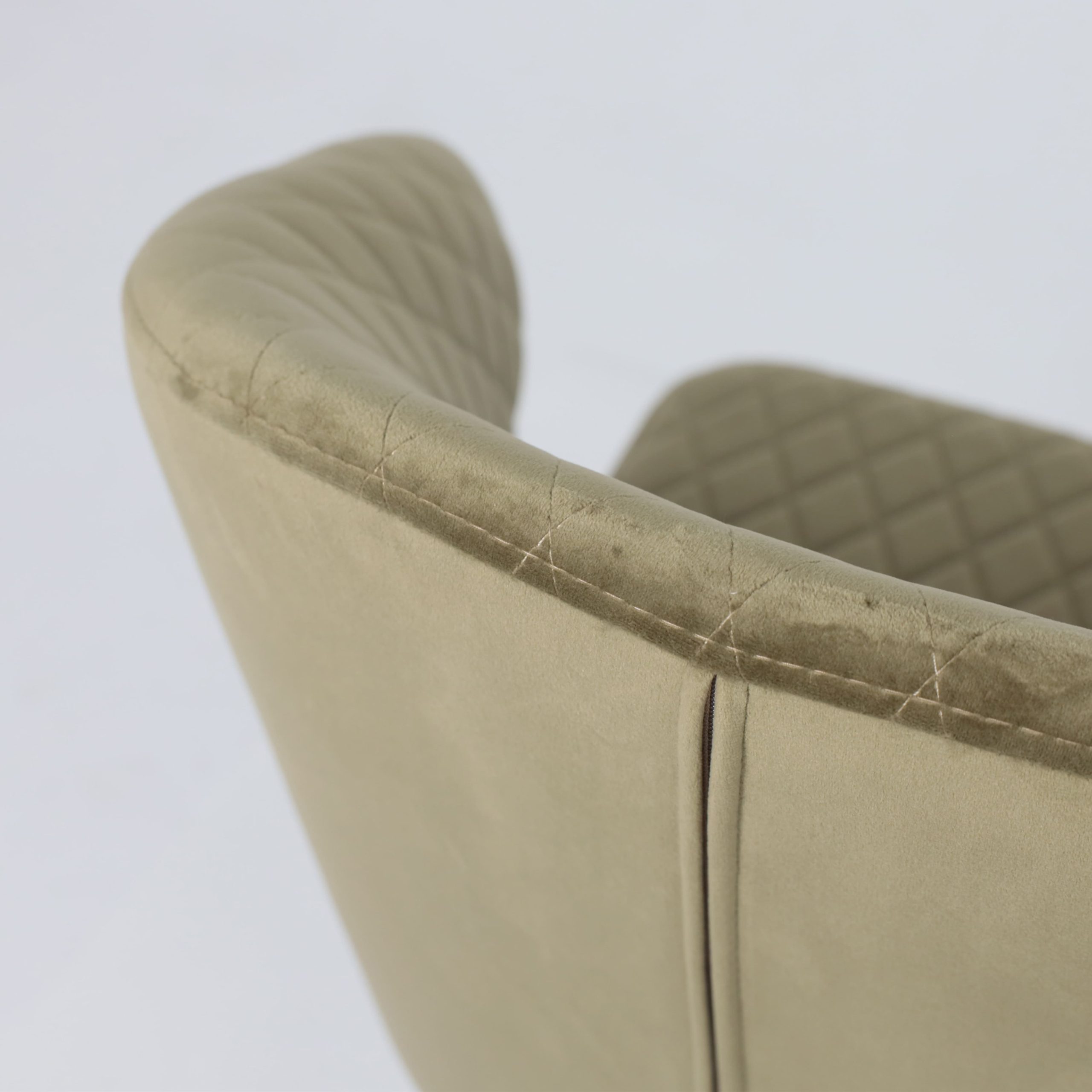 Стул ROB-R1 360, d12 OLIVE LUXчерный