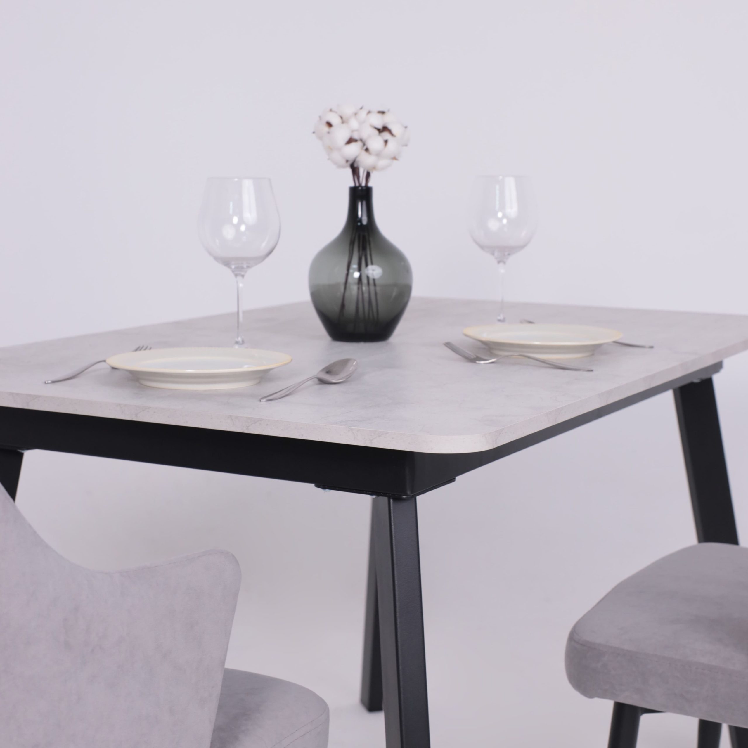 Стол AV 1209/1, ЛМДФ, раздвижной 1200(1600)*800 Ароза светлая/черный