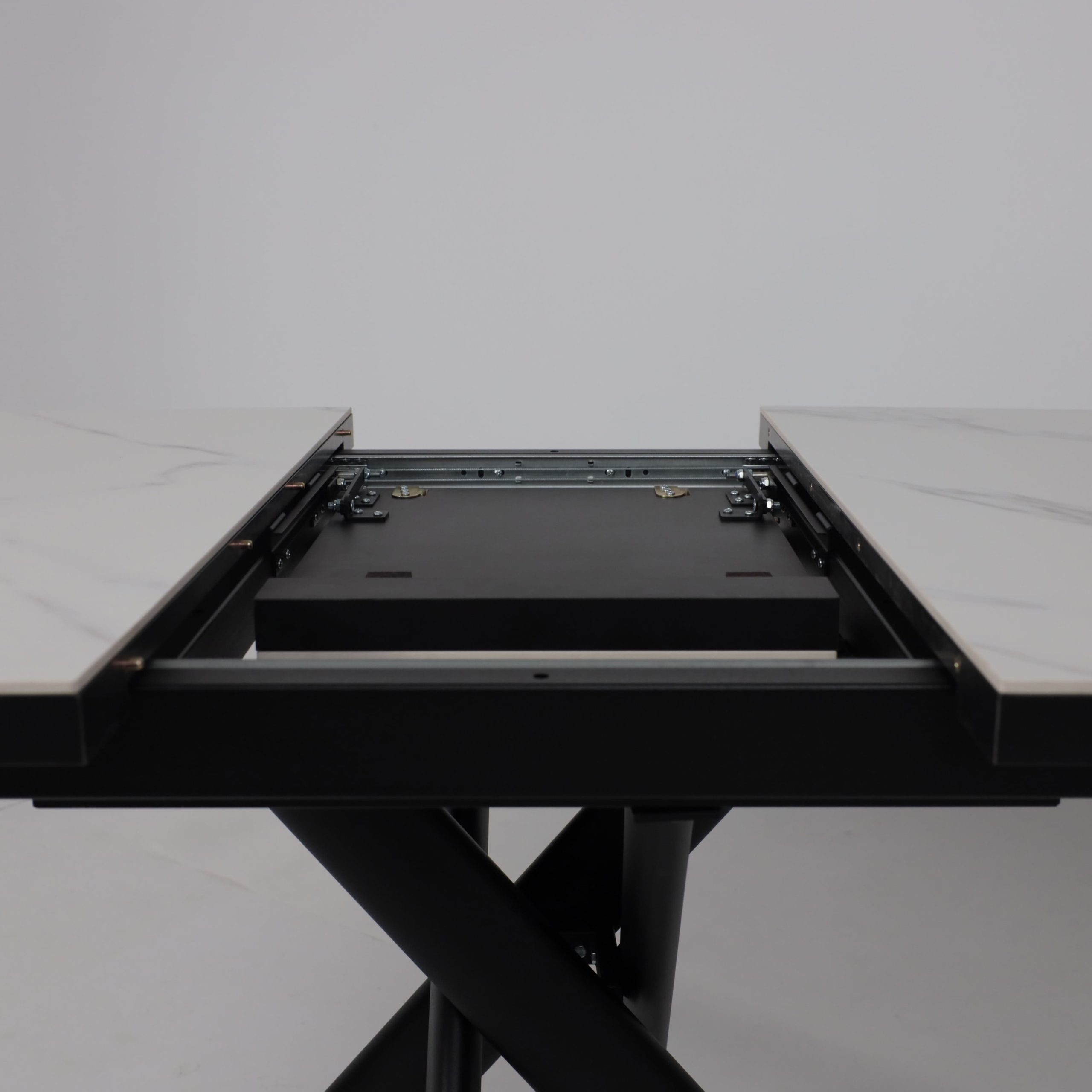 Стол LEONEL-130, раздвижной 130(165)х85, CALAKATTA ST CER/Черный