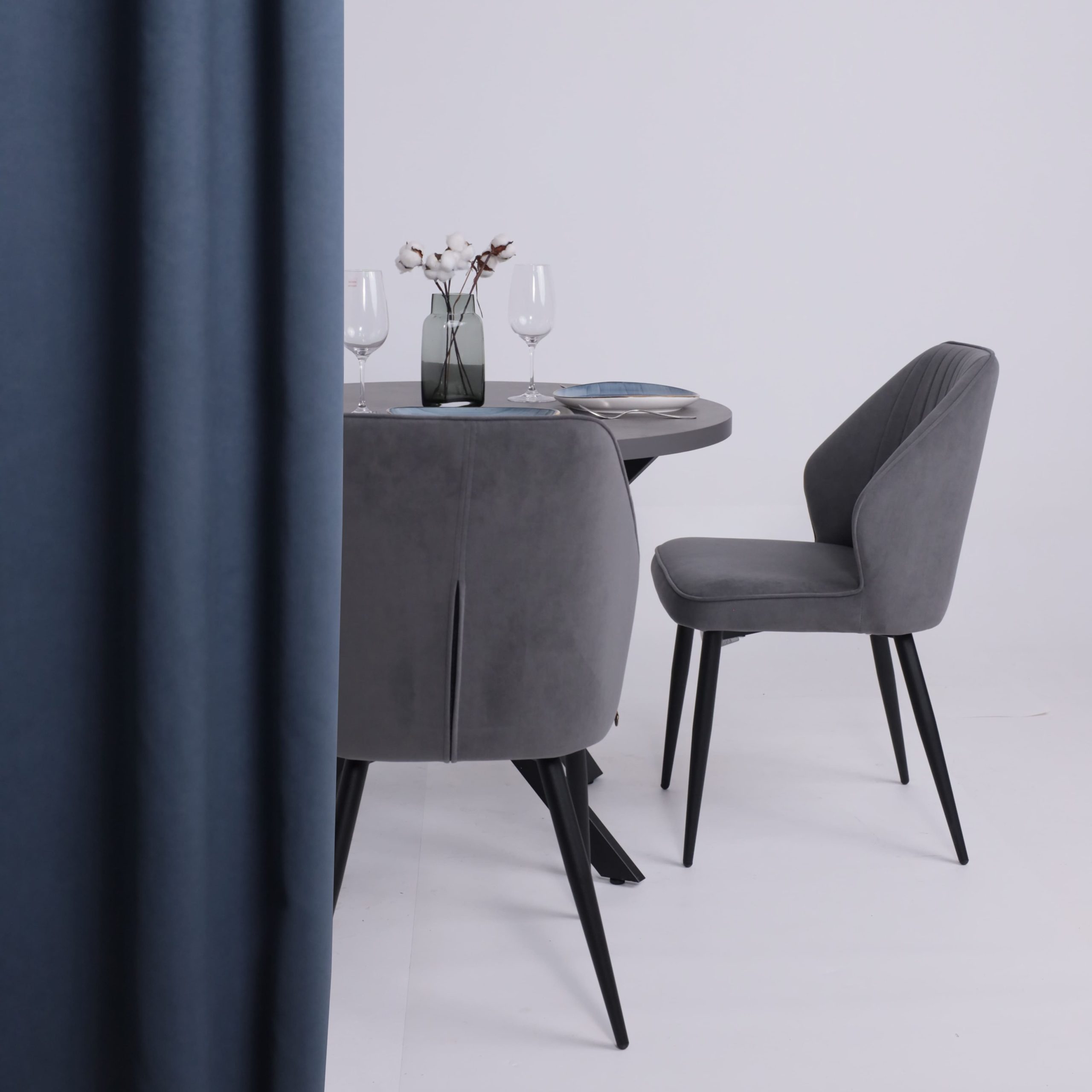 Стол РИГА, D950, Ароза Реликтовая/Черный