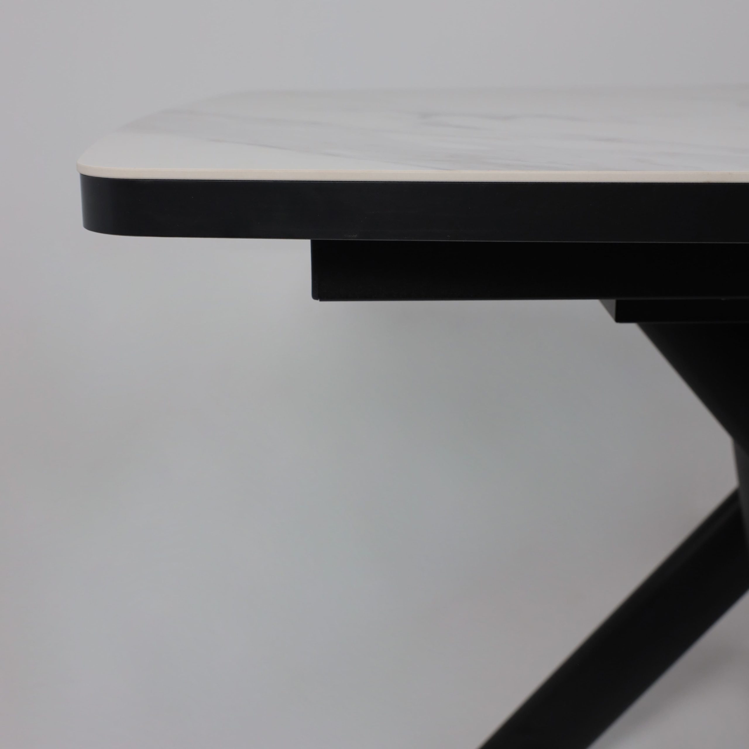 Стол LEONEL-130, раздвижной 130(165)х85, CALAKATTA ST CER/Черный