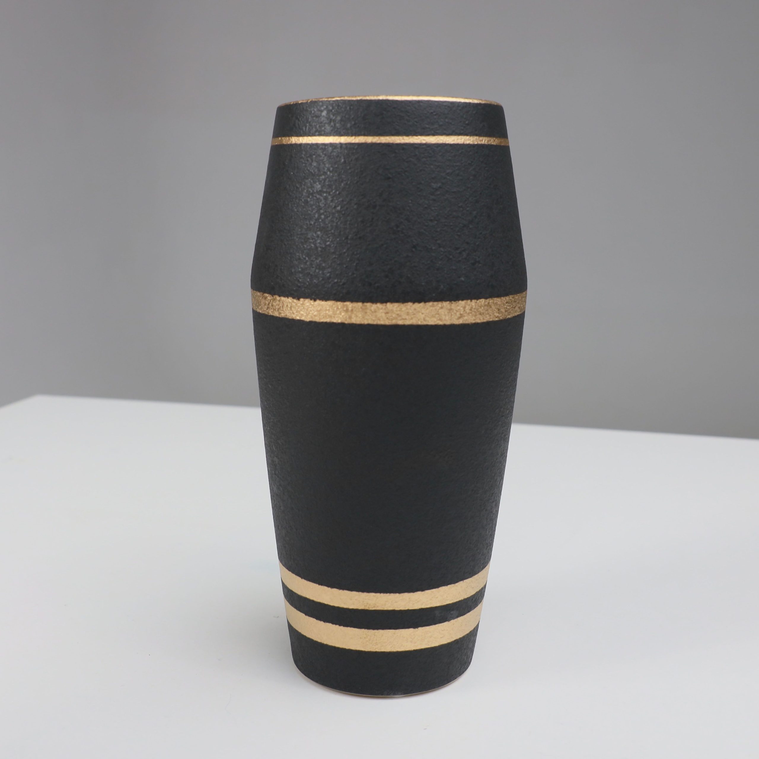 Ваза керамическая STORM, черный, 12*12*24,5см