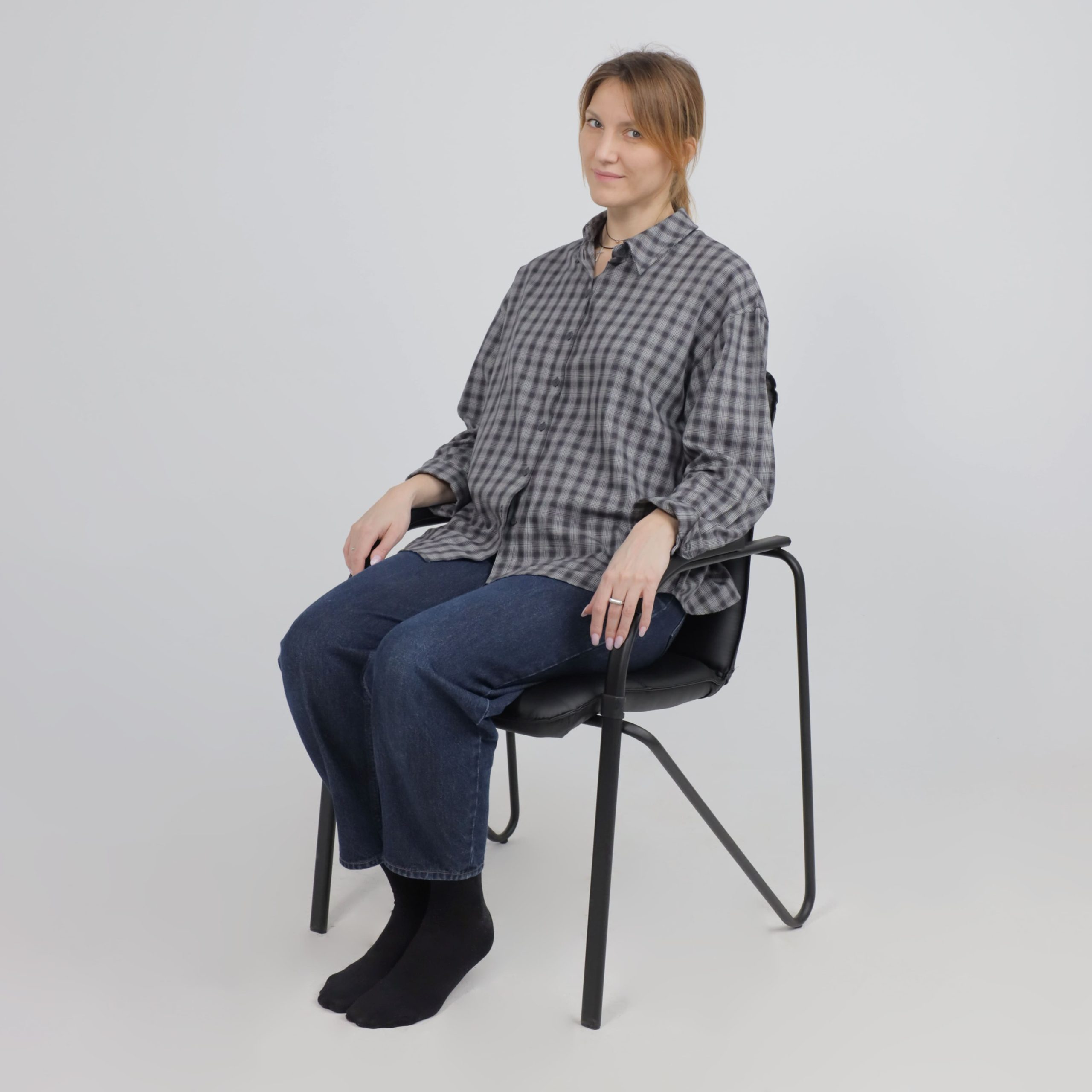 Кресло SAMBA AKS-1, основание черное, Pegasso черный, мягкие подлокотники