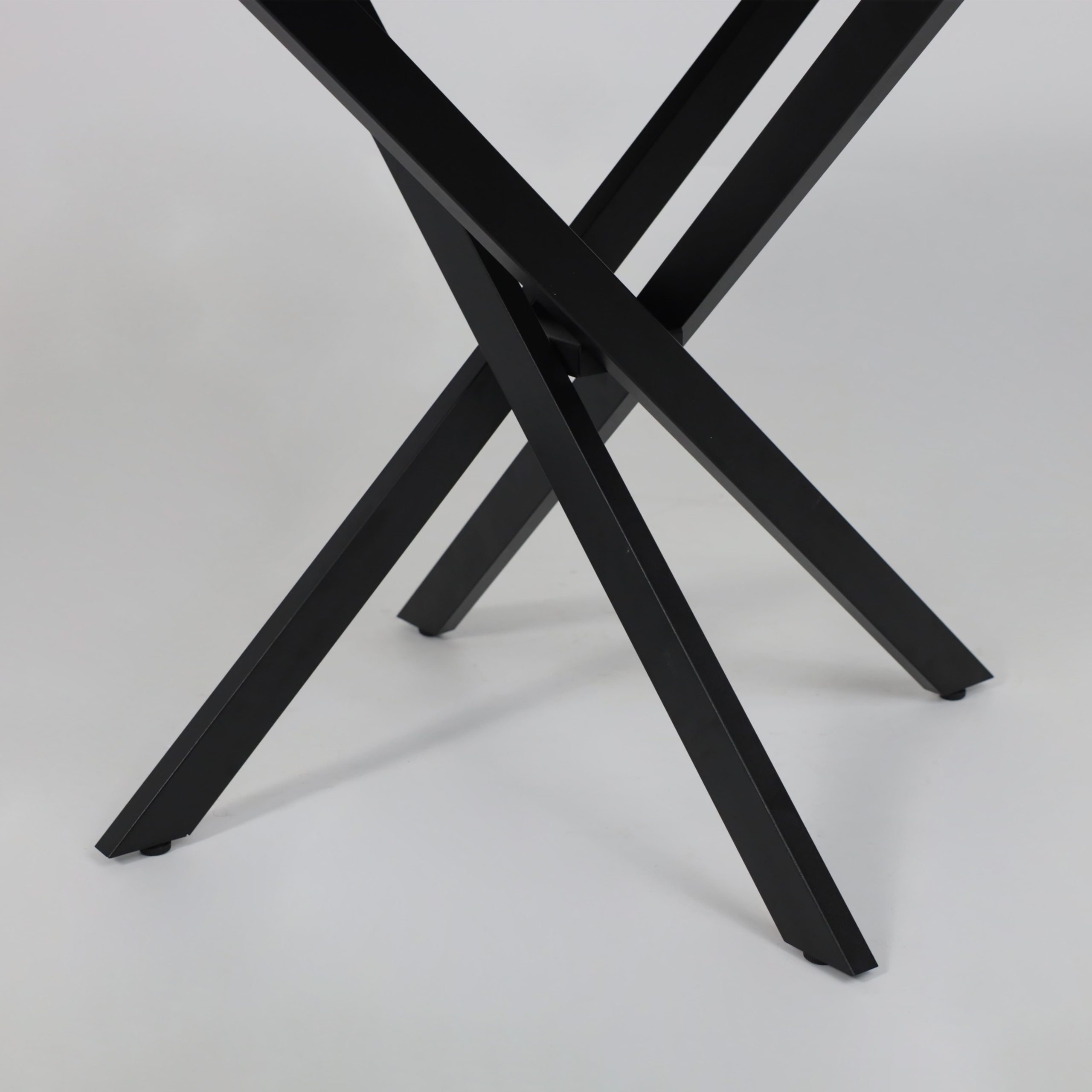 Стол РИГА, D950, Дуб Сильверджек Ореховый/Черный