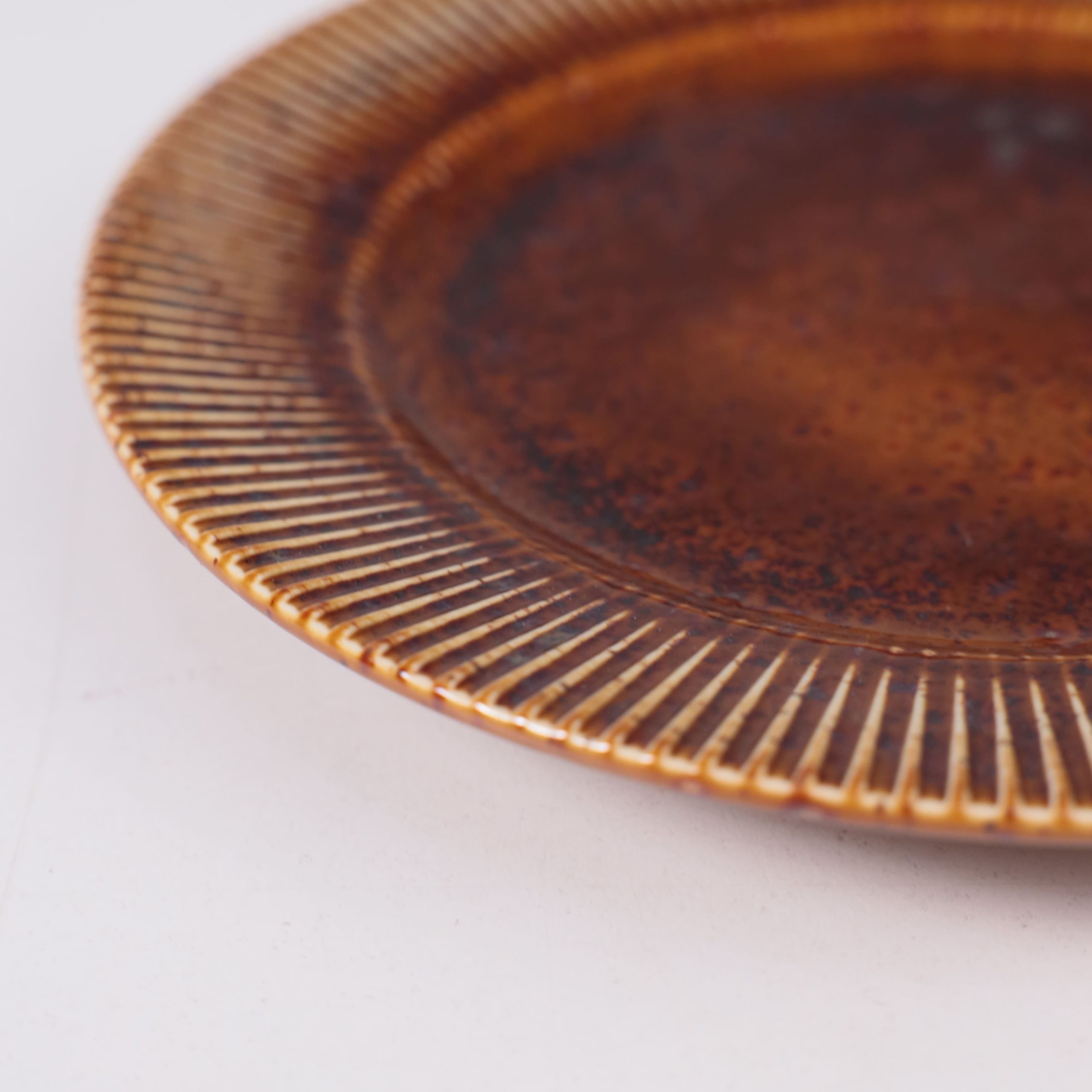 Блюдо AURORA, фарфор, каштановый, d25.5*3см