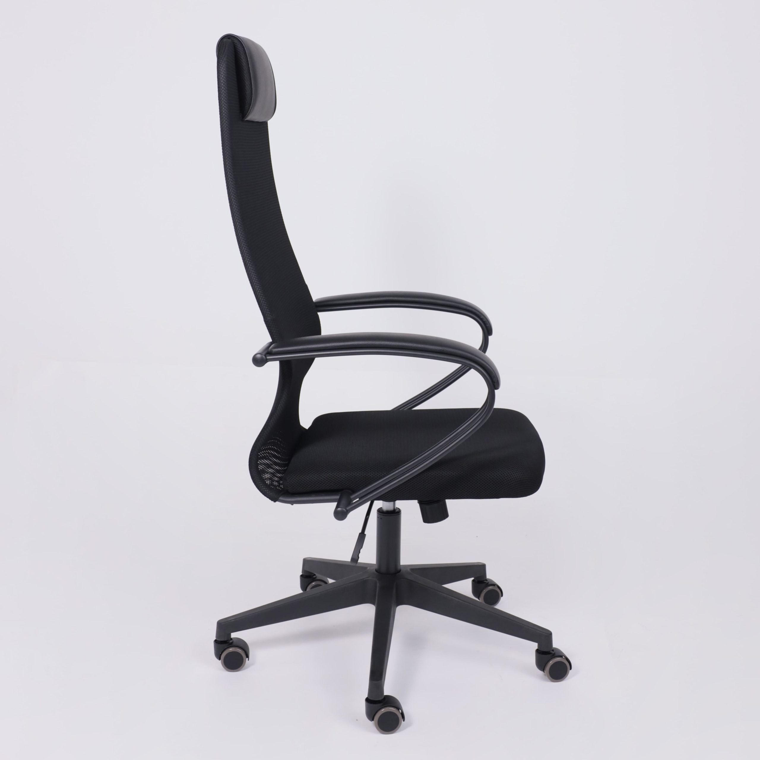 Кресло поворотное ИРИС, PL, черный