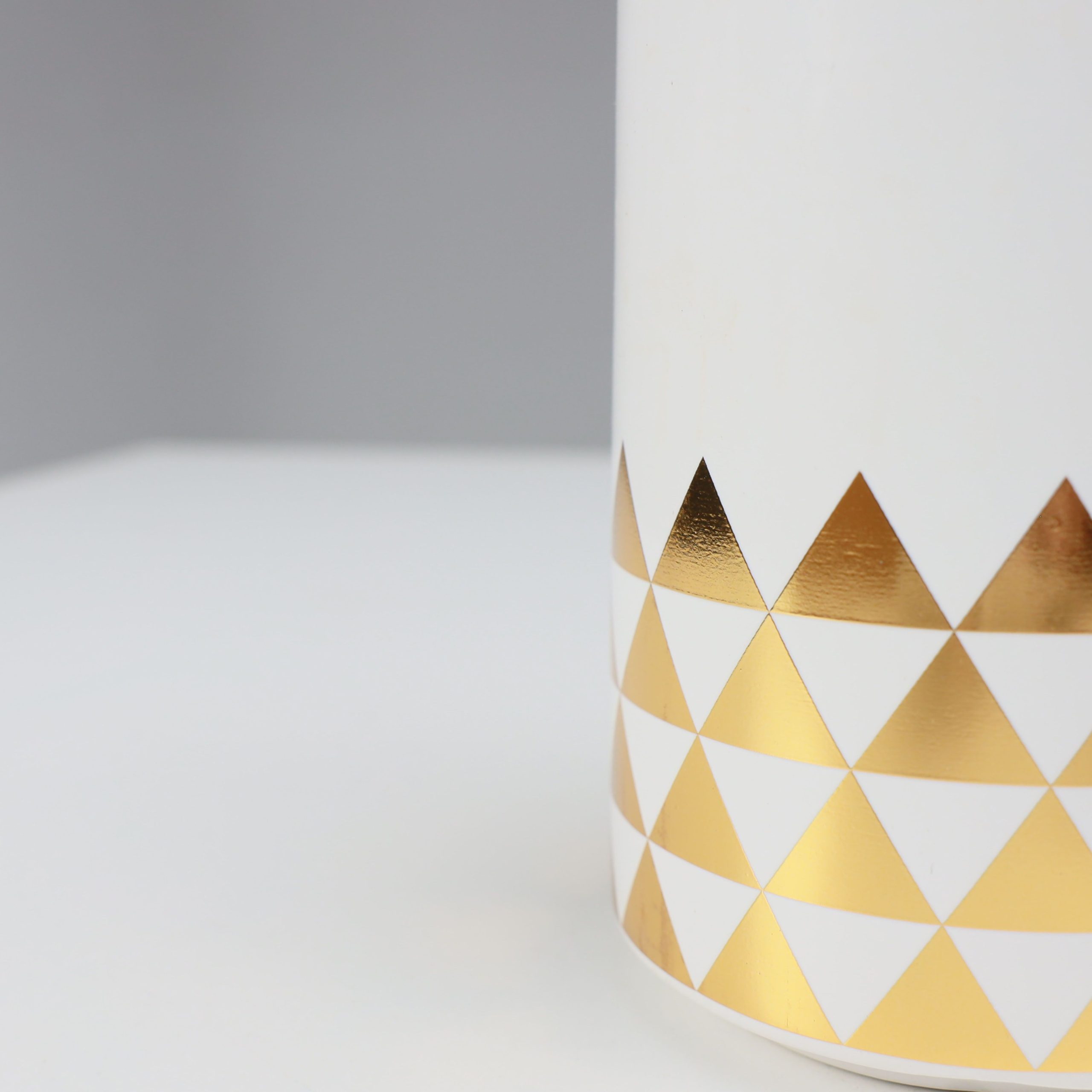 Ваза керамическая WEST, белый, 10,5*10,5*20см