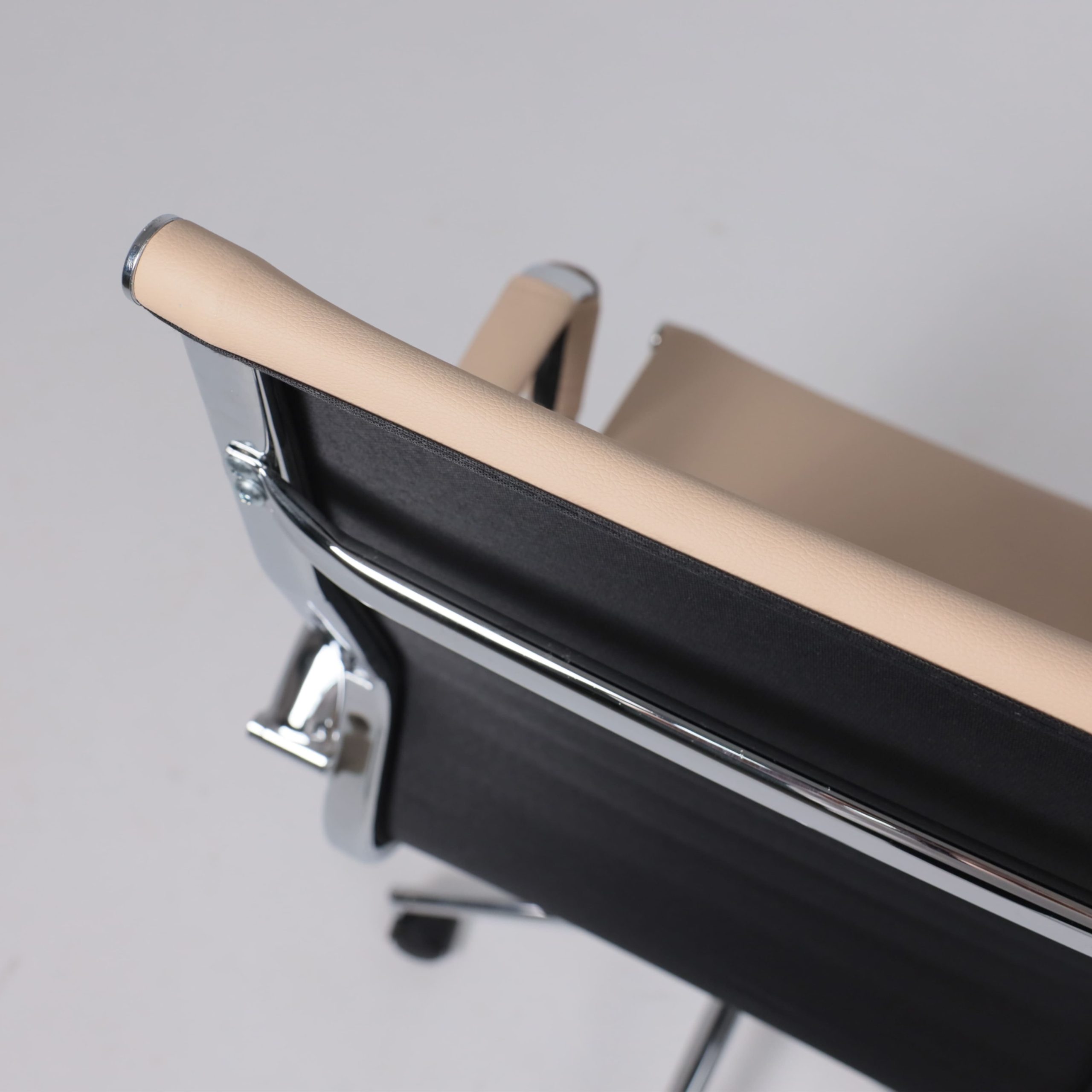 Кресло поворотное EVELIN, экокожа, бежевый