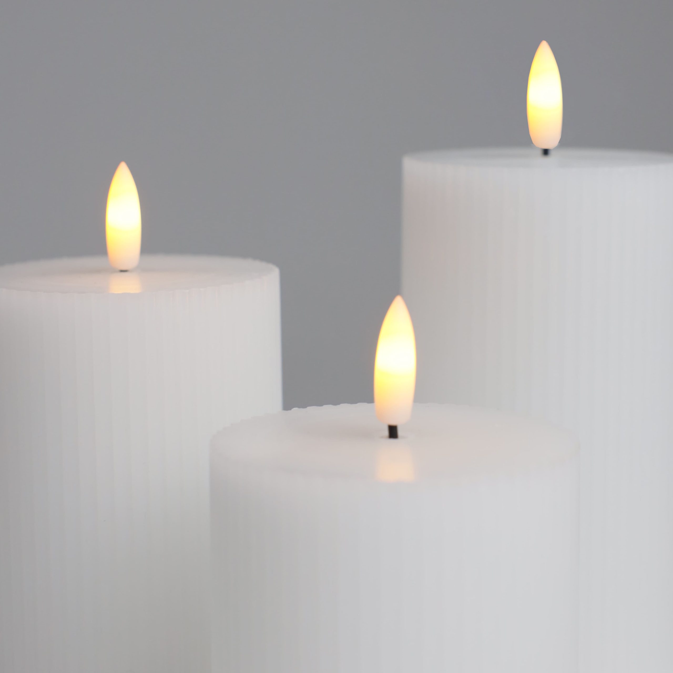 Комплект из электронных свечей AKS тип 1 ( 3 свечи 7.5х13/15.5/18см 1LEDх3, 2ААх3 )