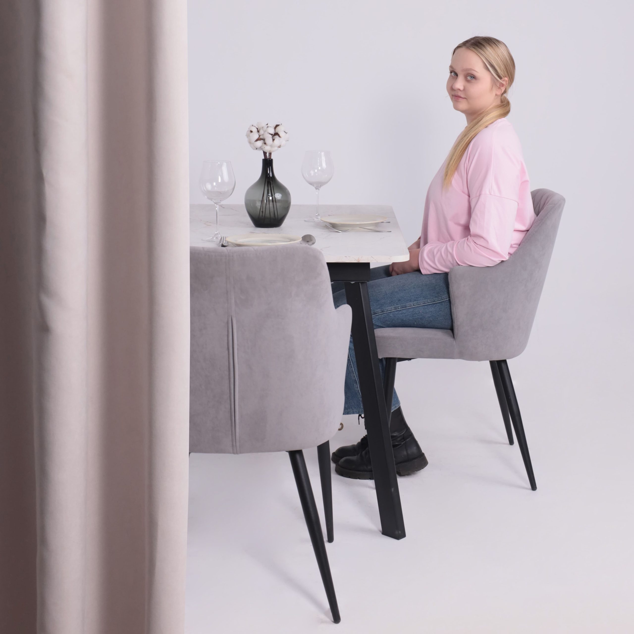 Стол AV 1209/1, ЛМДФ, раздвижной 1200(1600)*800 Азул Оникс/черный