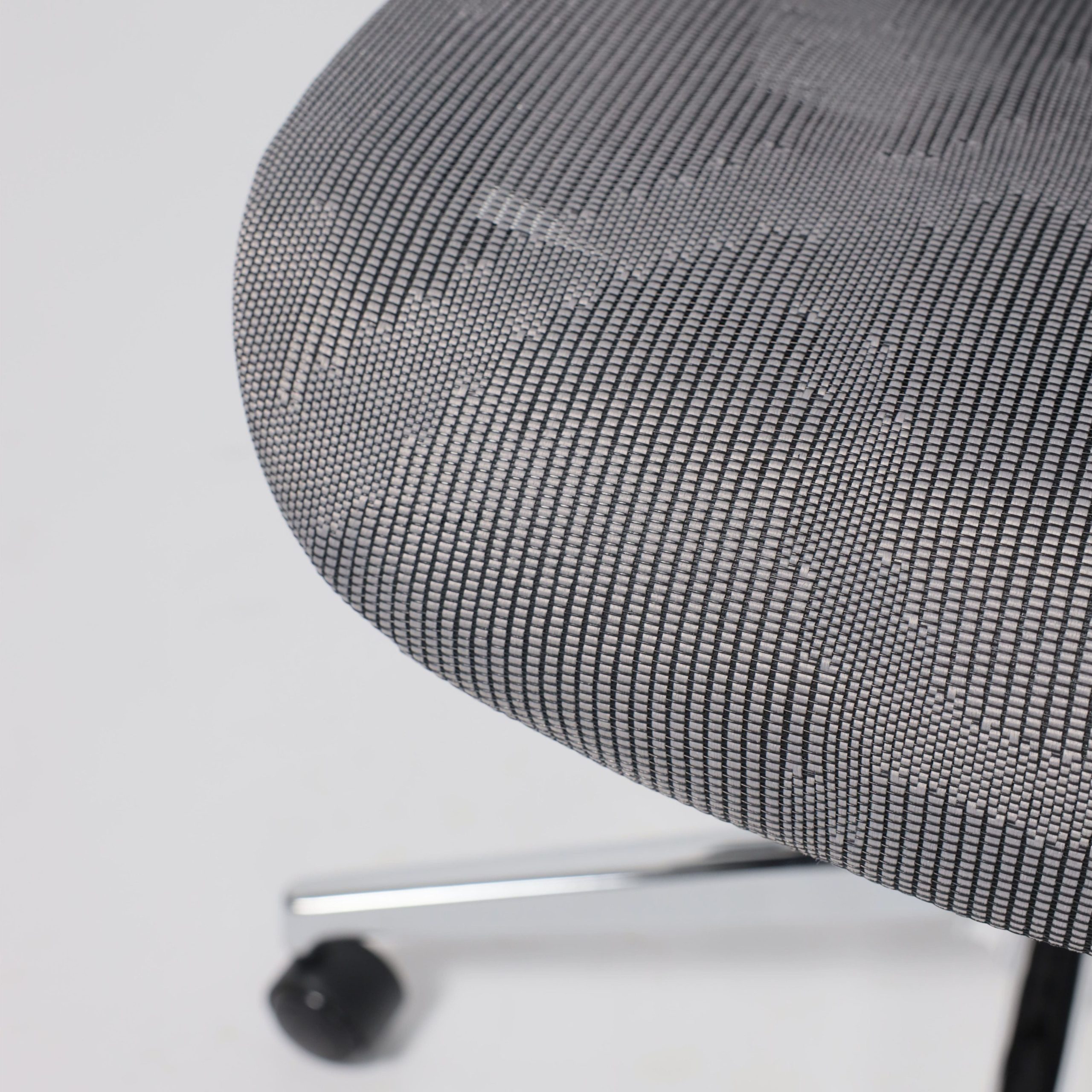 Кресло поворотное EXPERT, серый