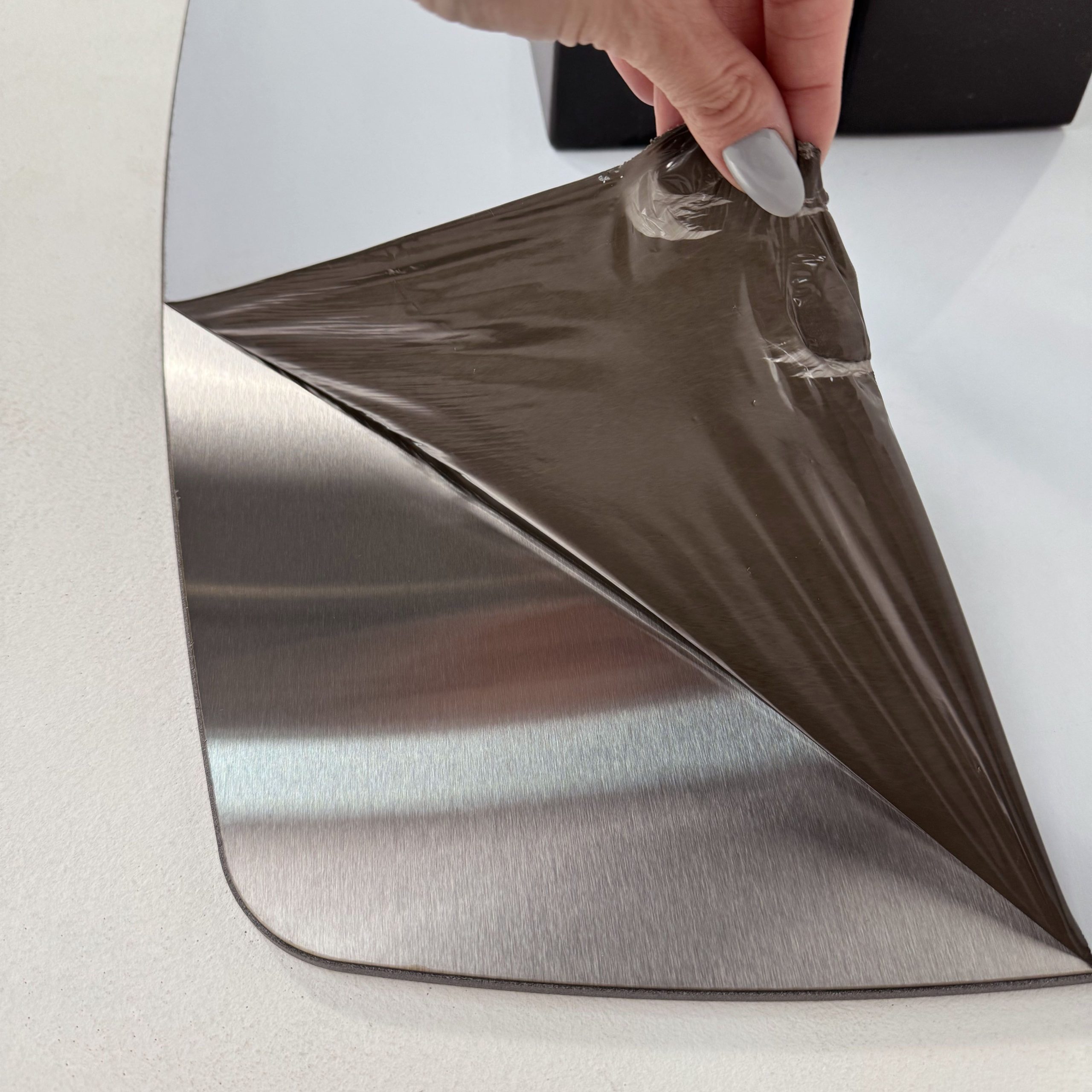 Стол НОТР ДАМ MODERNE, керамика 0 кат. 1400(1800)*850, Камень серый Greys Grey/Черный матовый