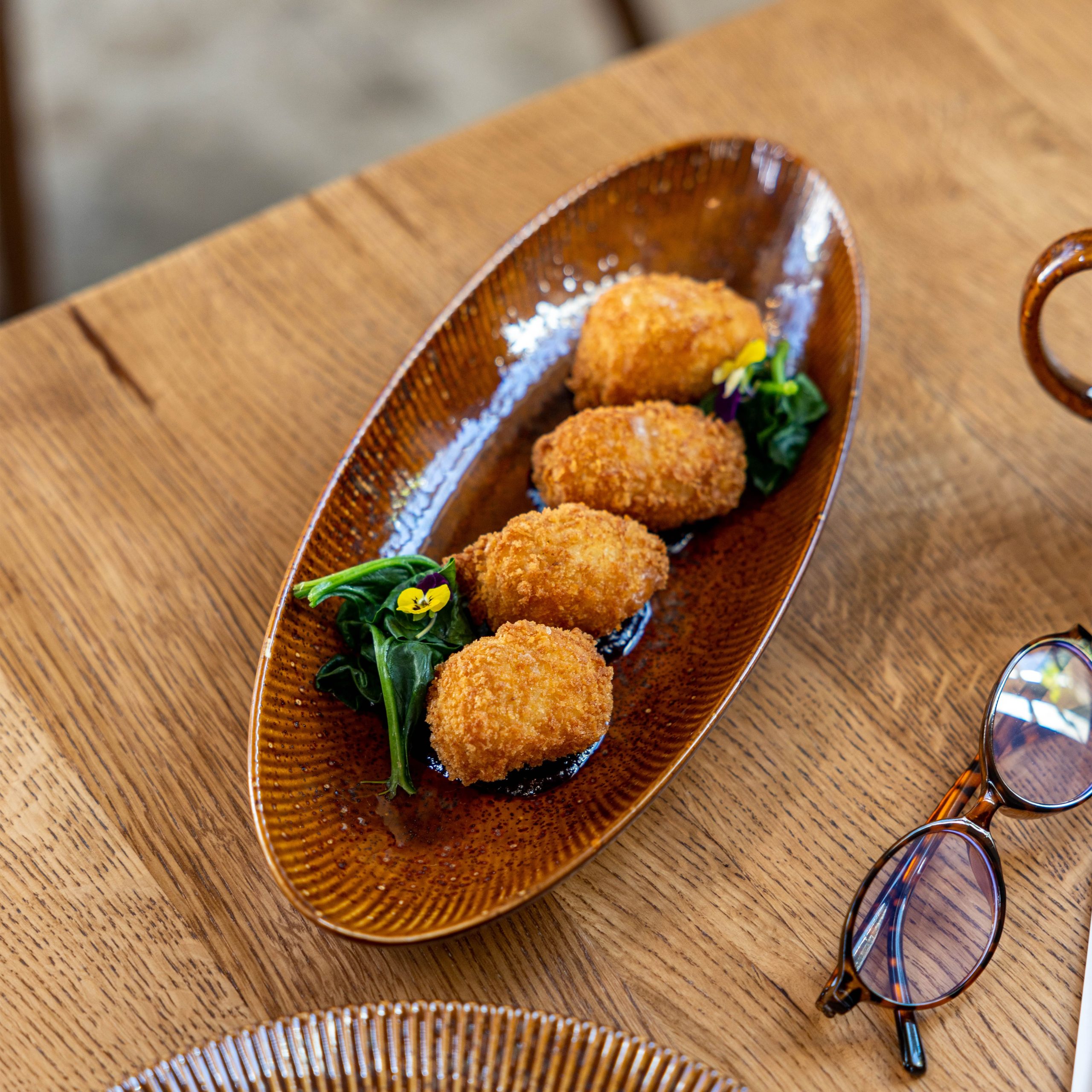 Блюдо для рыбы AURORA, фарфор, каштановый, 31*13*3,6см