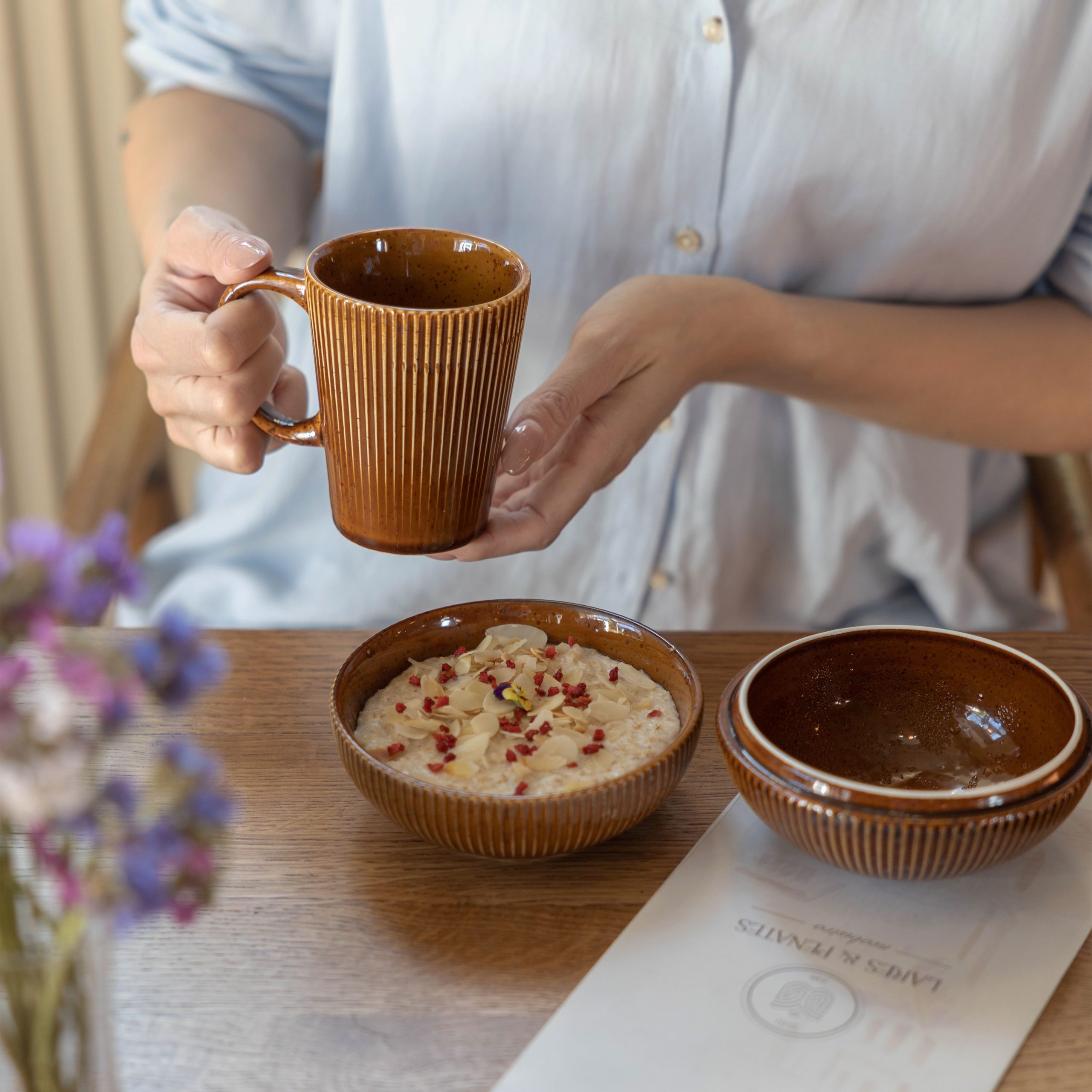 Кружка AURORA, фарфор, каштановый, 250мл