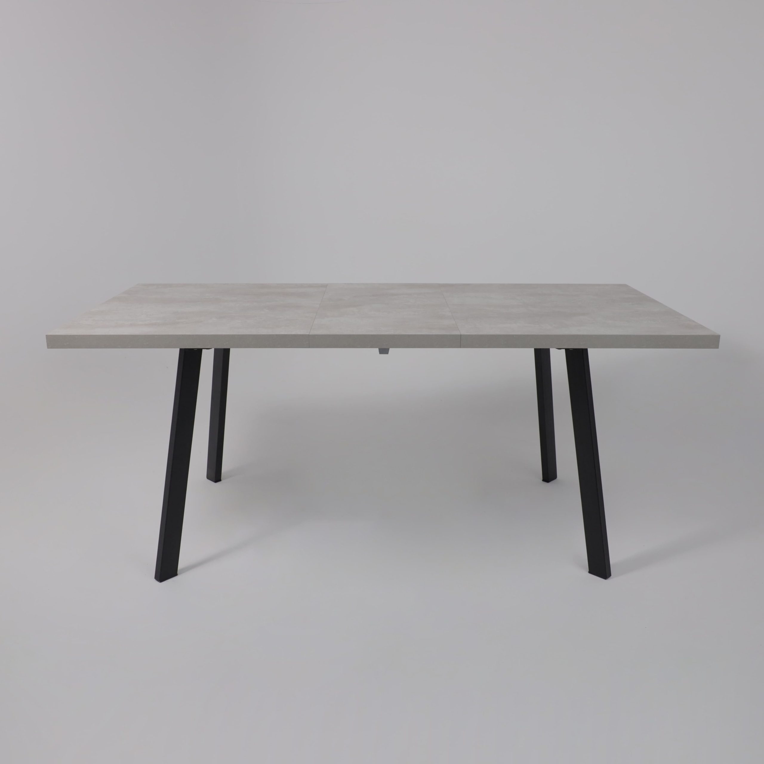 Стол Hagen 140 раздвижной, 140(180)*85, Цемент/Черный