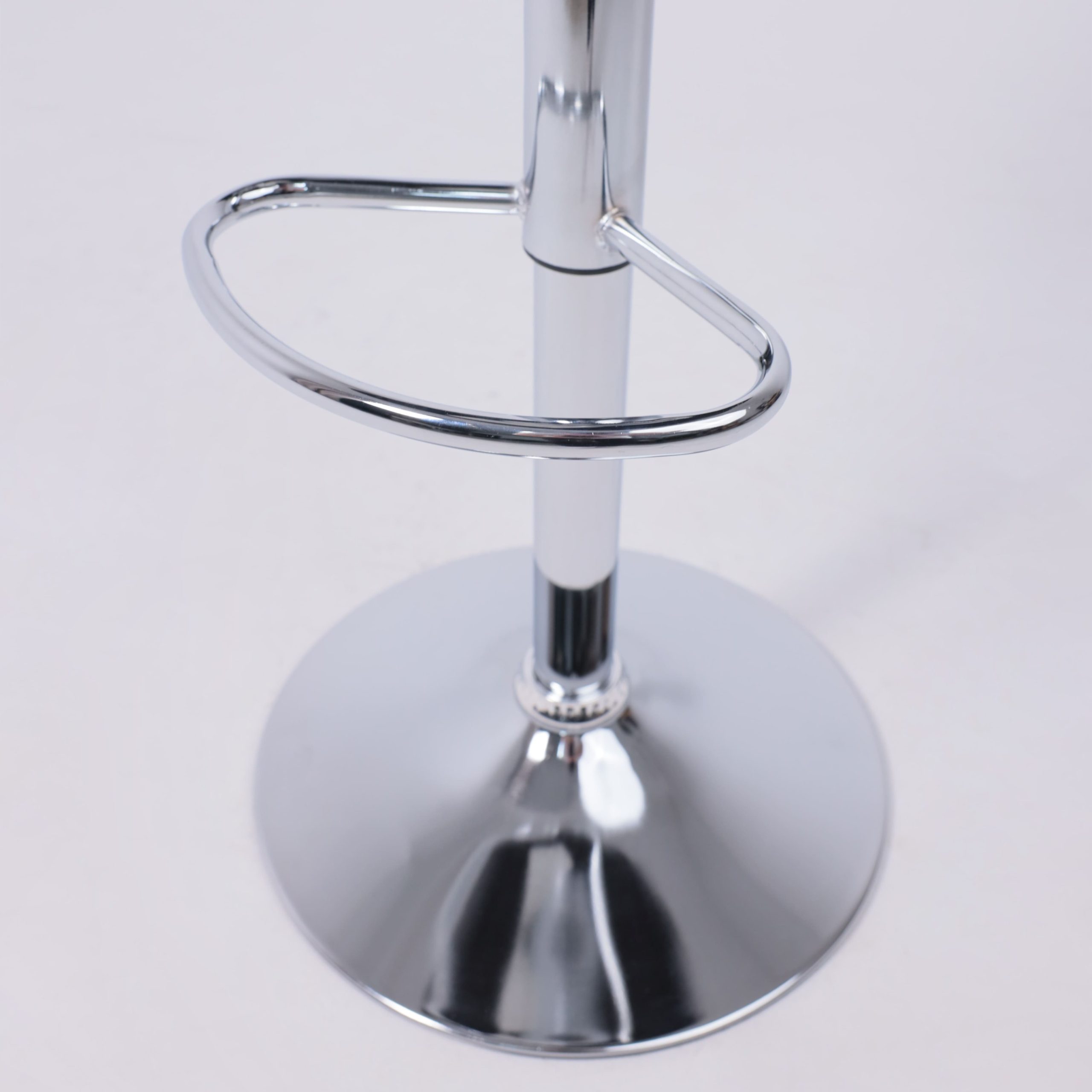 Кресло BERLIN, экокожа, черный/хром