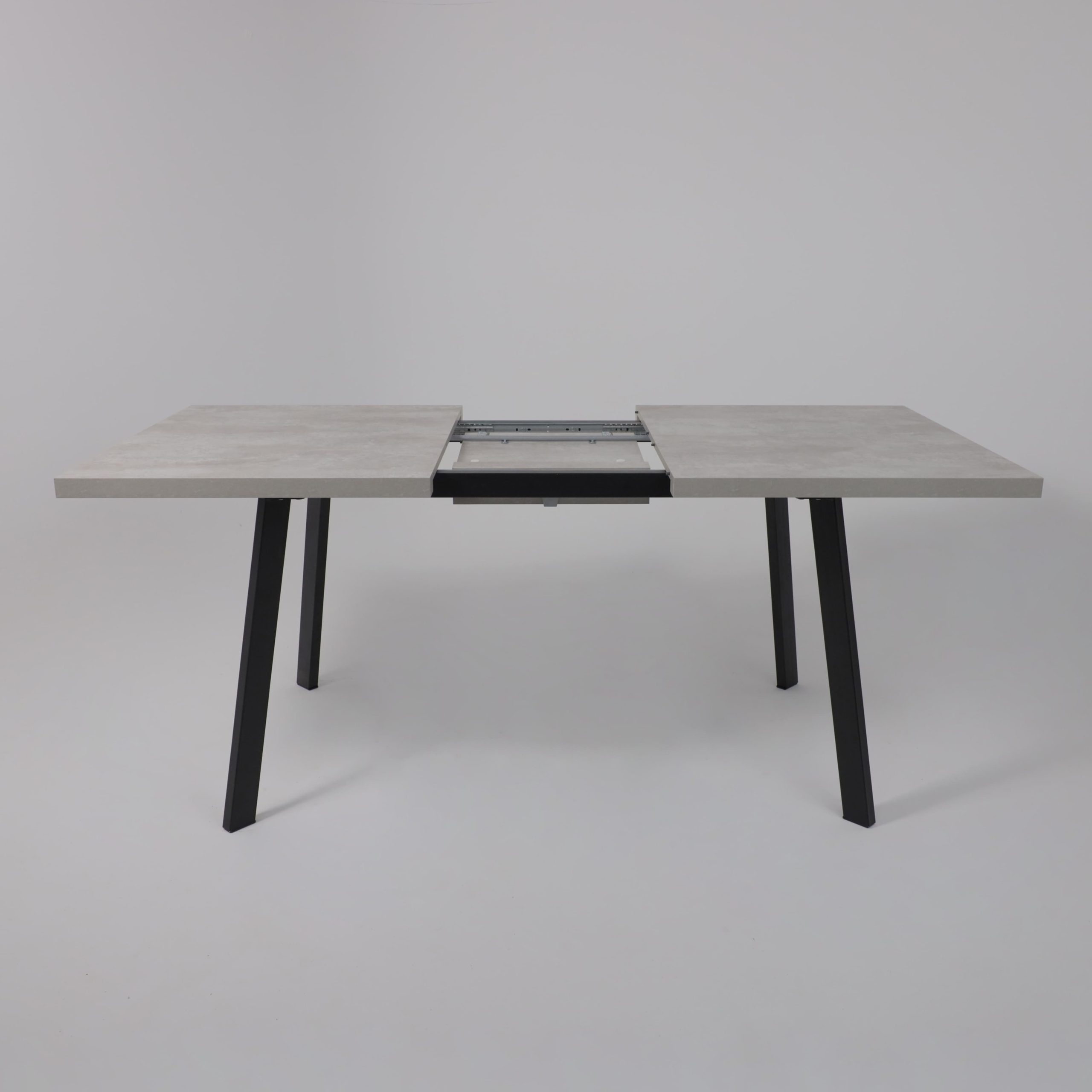 Стол Hagen 140 раздвижной, 140(180)*85, Цемент/Черный