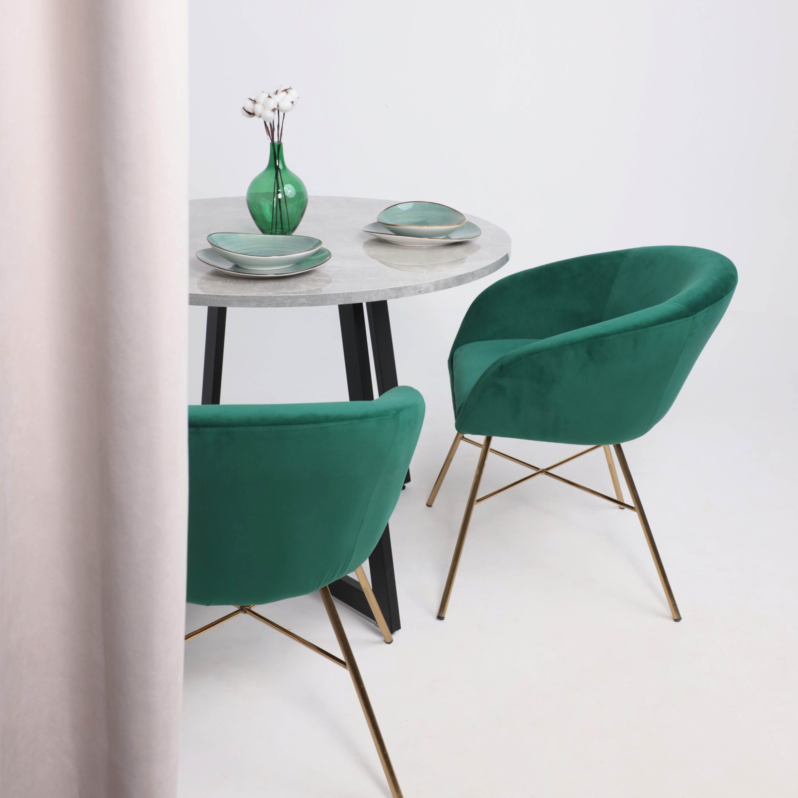 Кресло AMUR, (зеленый велюр/золото)