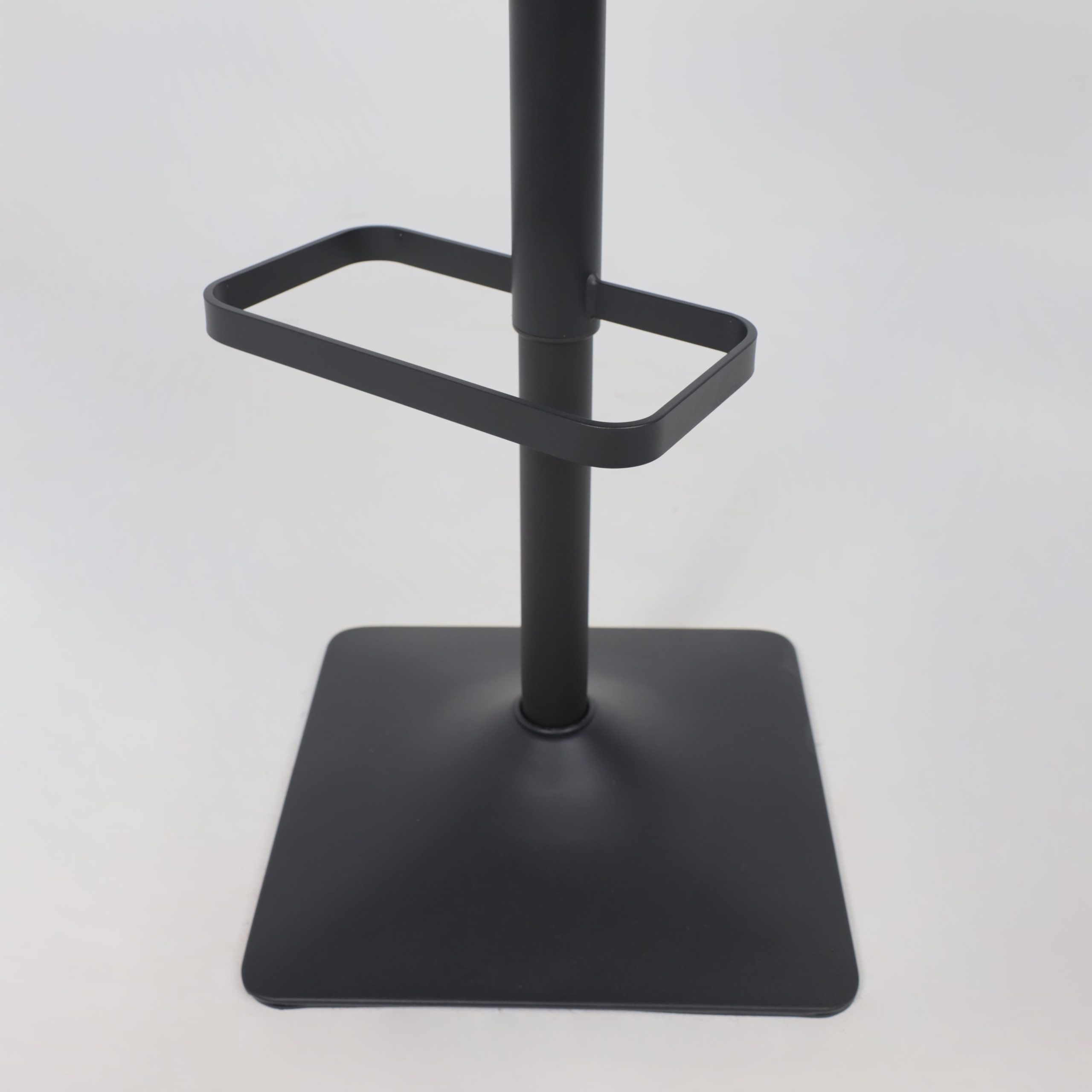 Стул FINCH, барный, экокожа, винтажный черный WATUSI 16/черный